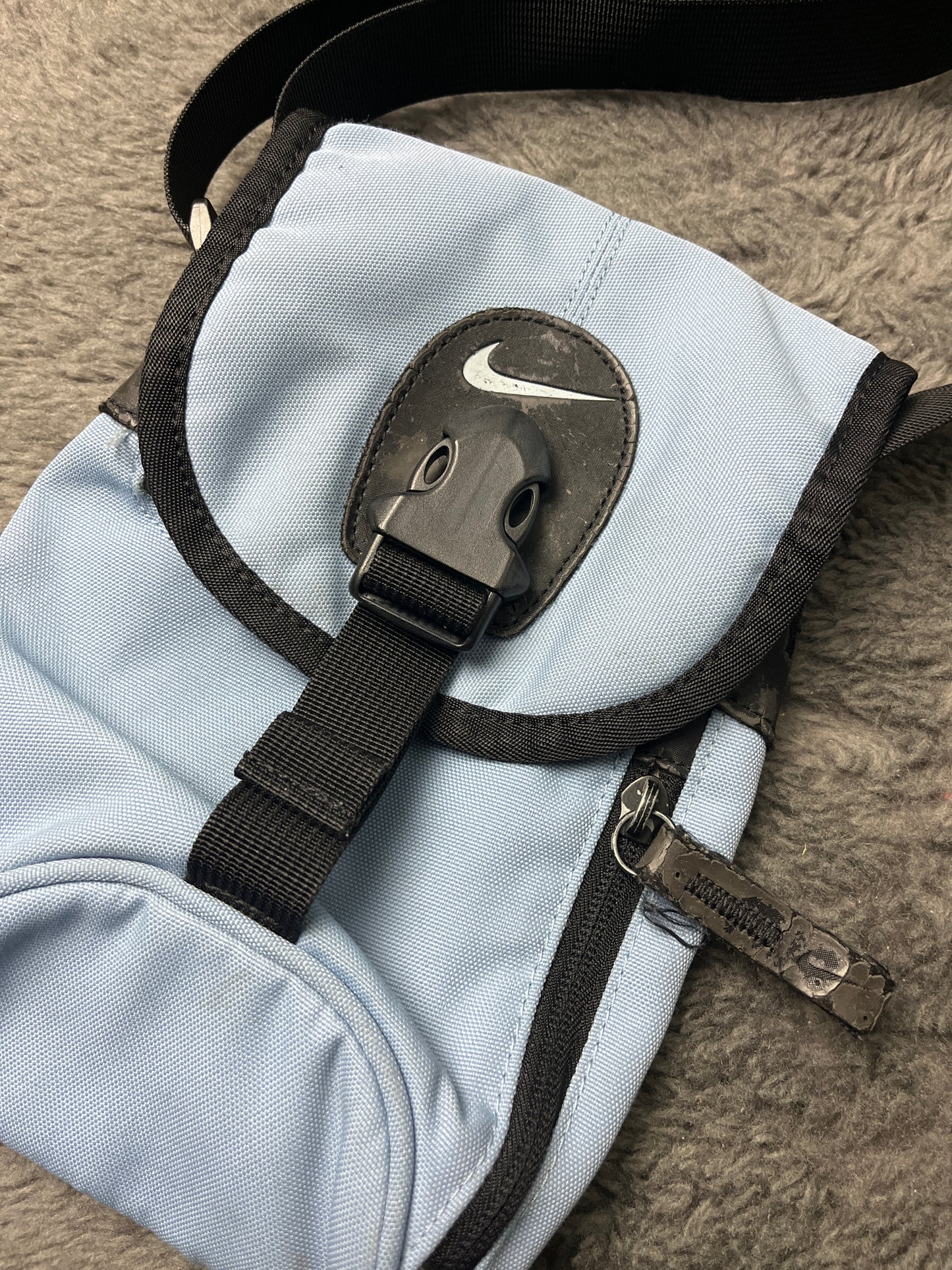 NIKE CROSSBODY BAG