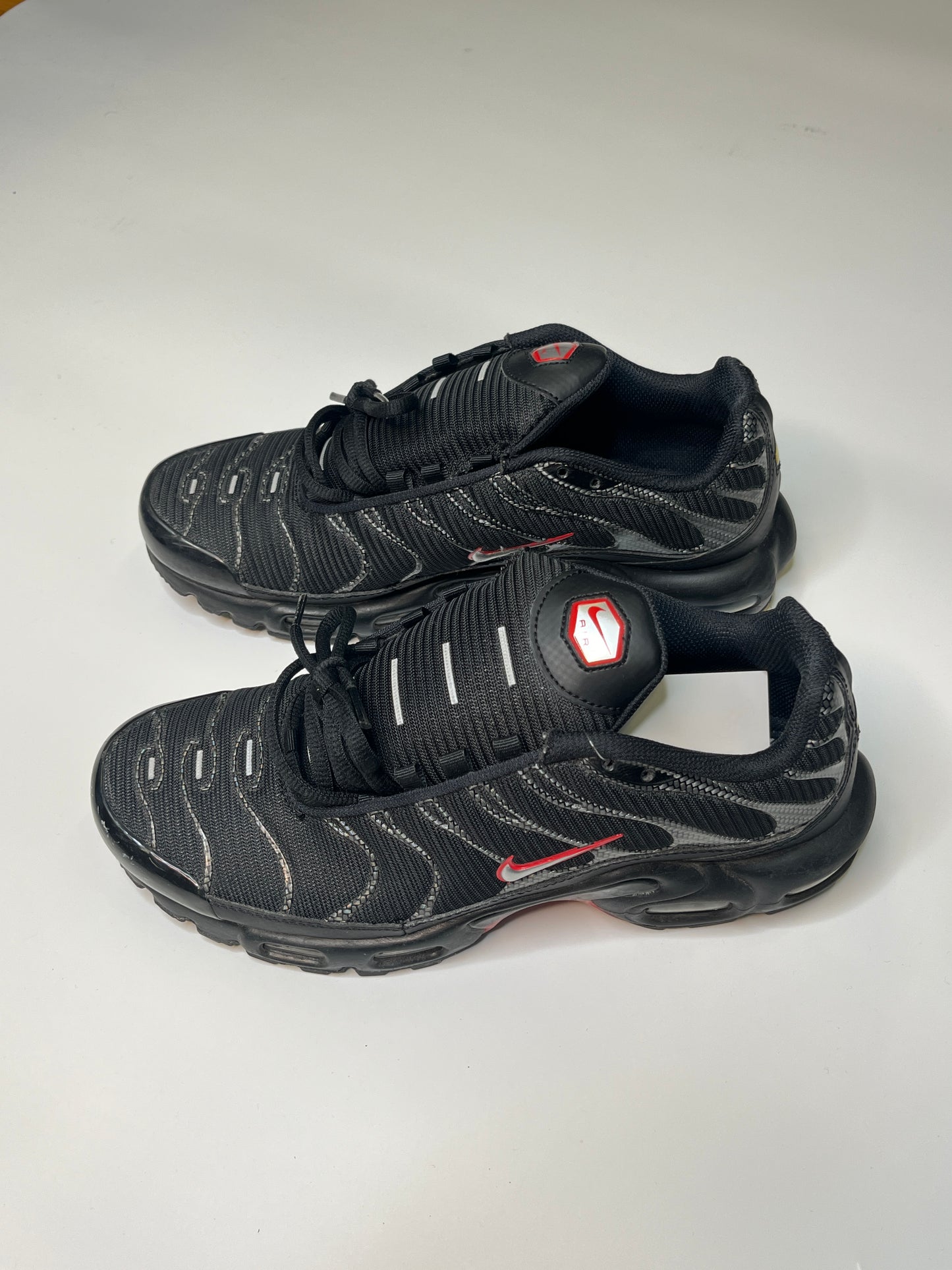 NIKE TN "PREMIUM BRED" (42)