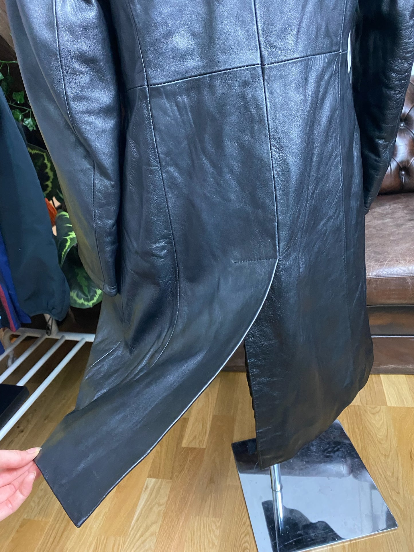 REAL LEATHER COAT (M)