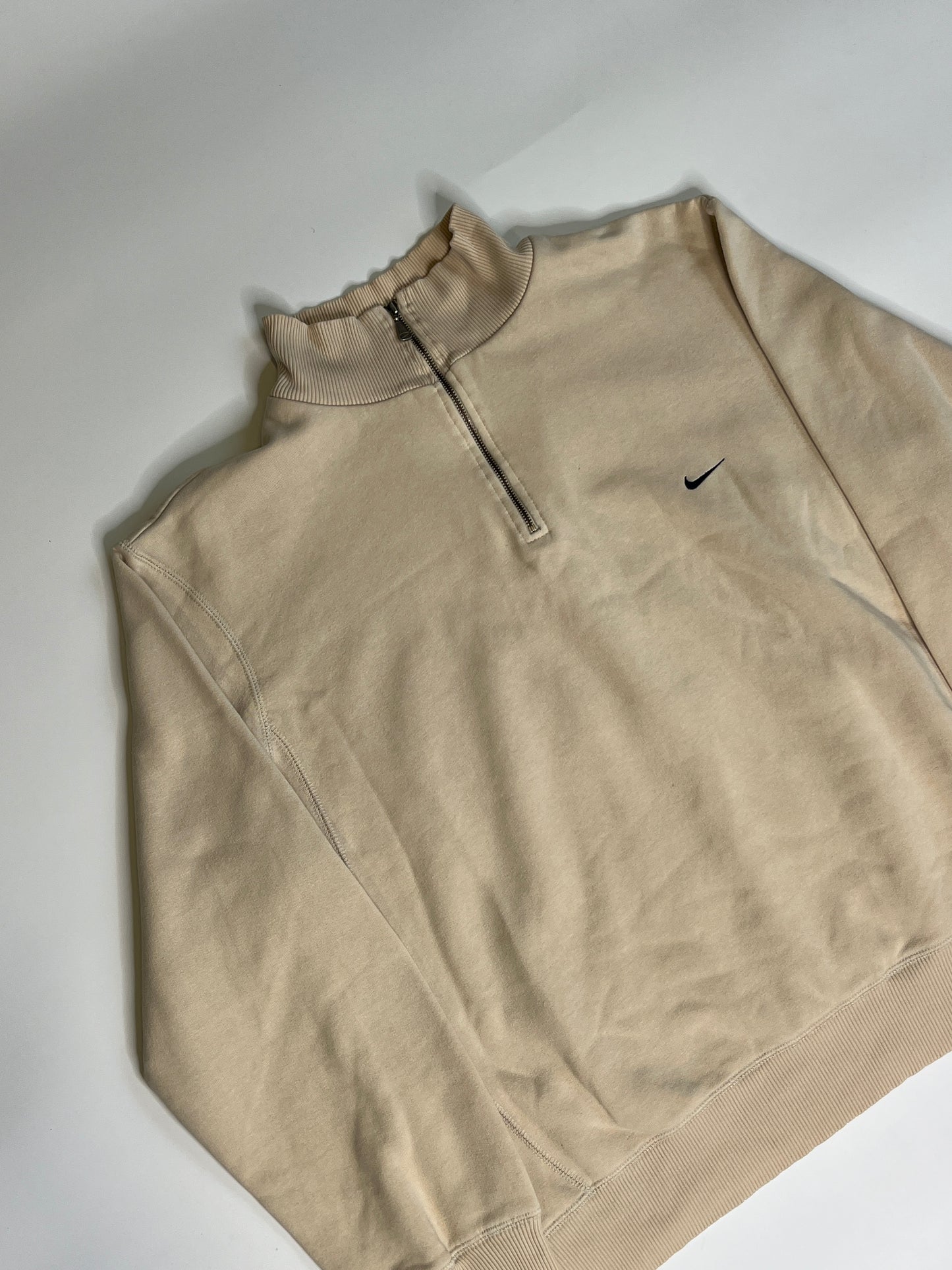 NIKE 2000s SWEATER (L)