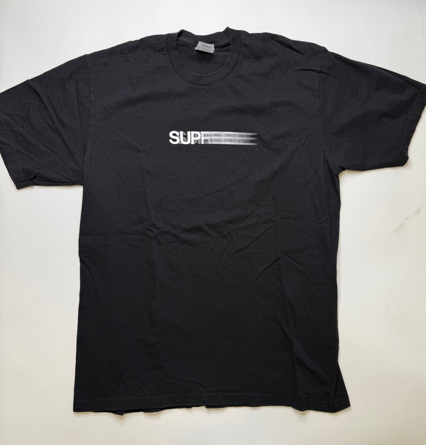 SUPREME PHOTO TEE – BLACK (L)