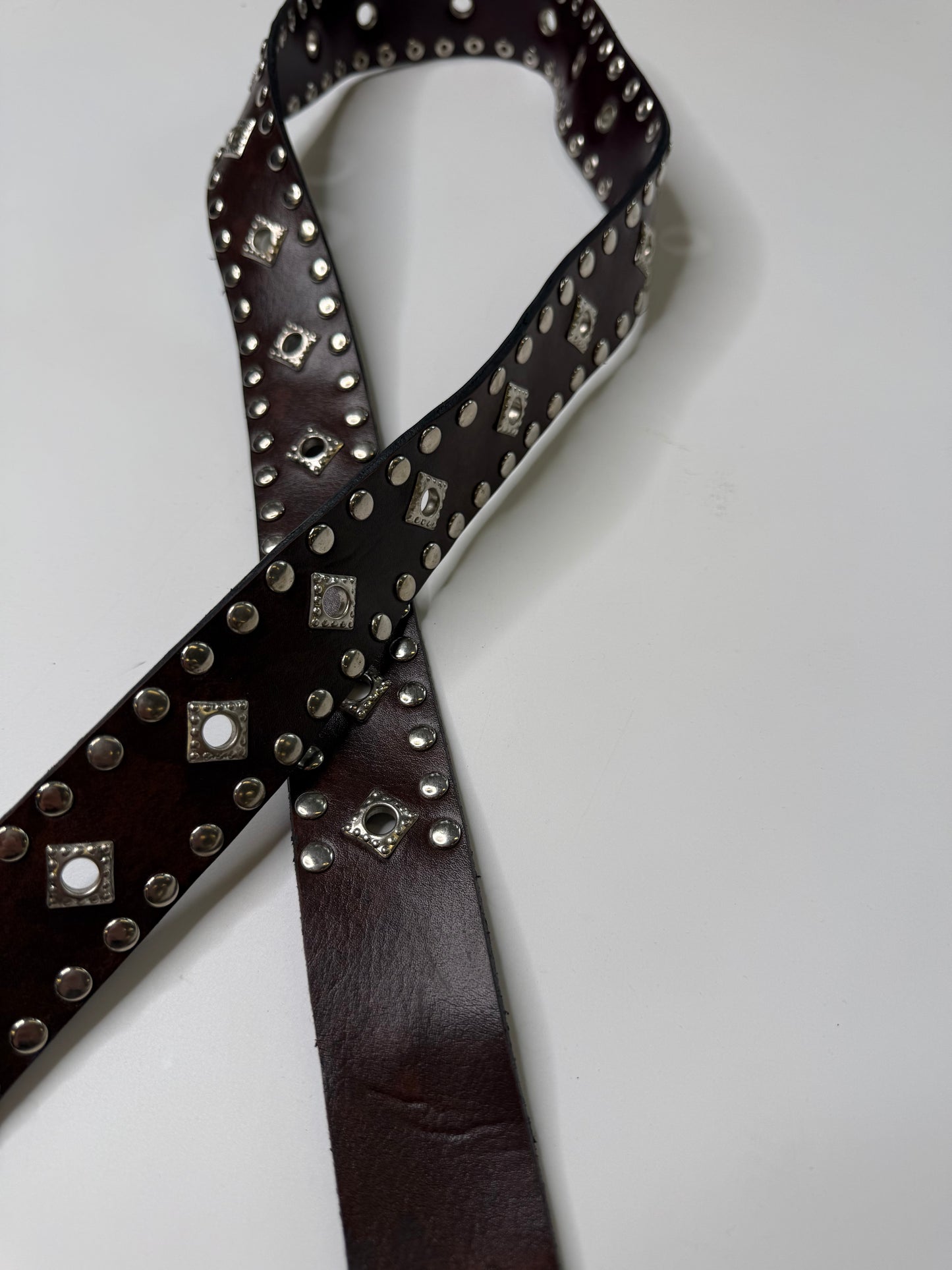 STUDDED WESTERN LEATHER BELT BROWN (M)