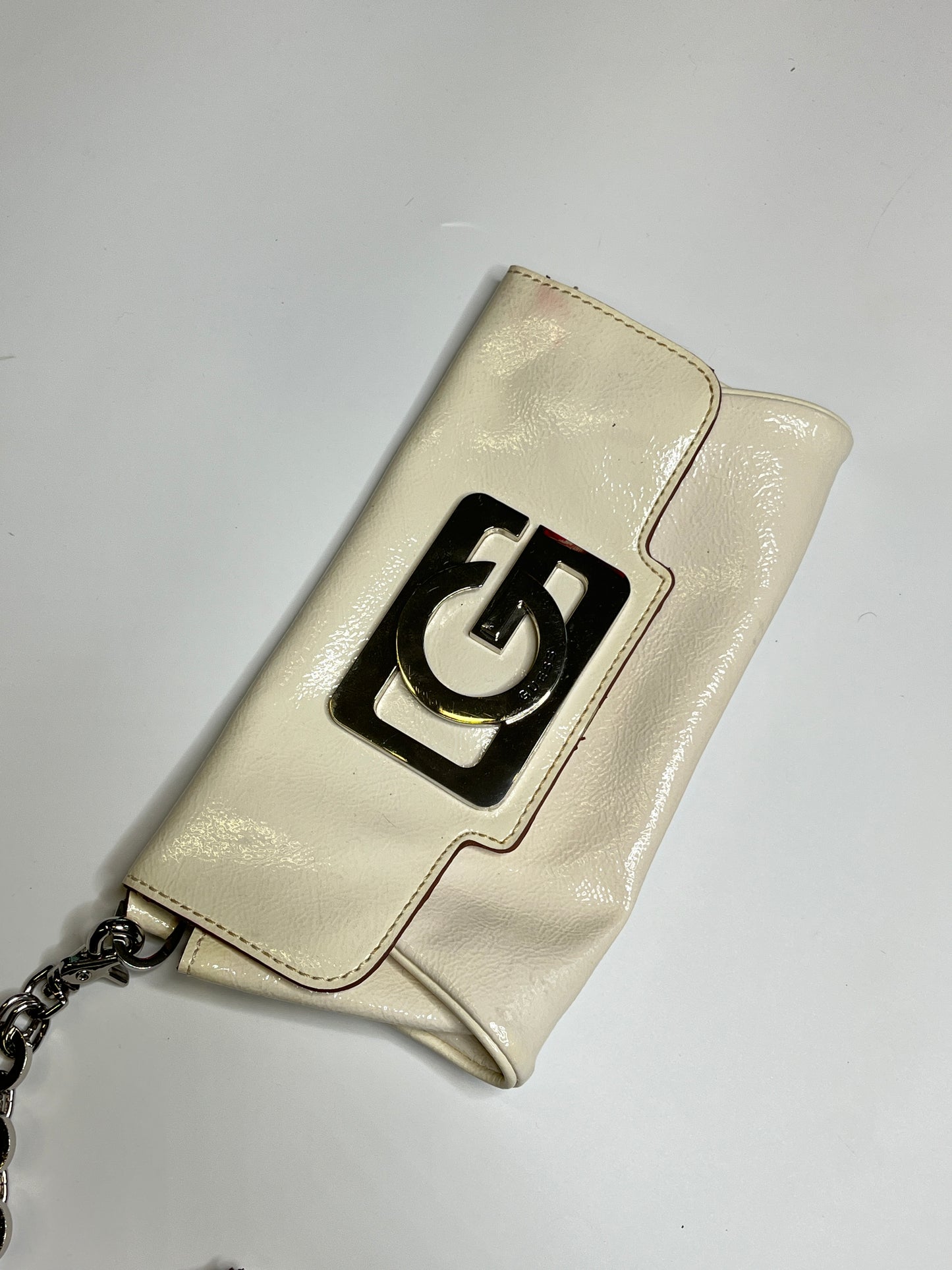 SPECIAL VINTAGE GUESS PURSE/ CLUTCH WITH WRIST BAND