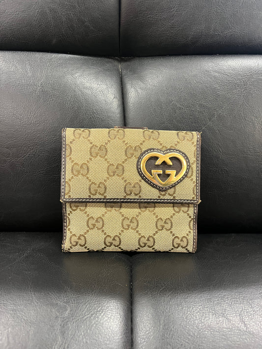 GUCCI MONOGRAM HEART WALLET