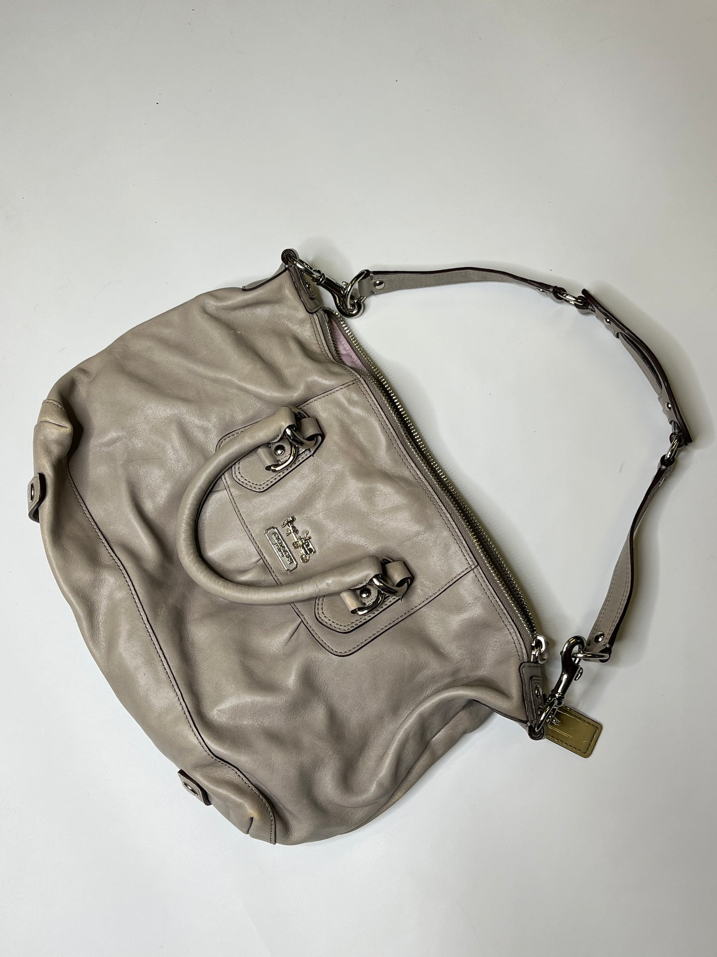 GREY LEATHER COACH PURSE