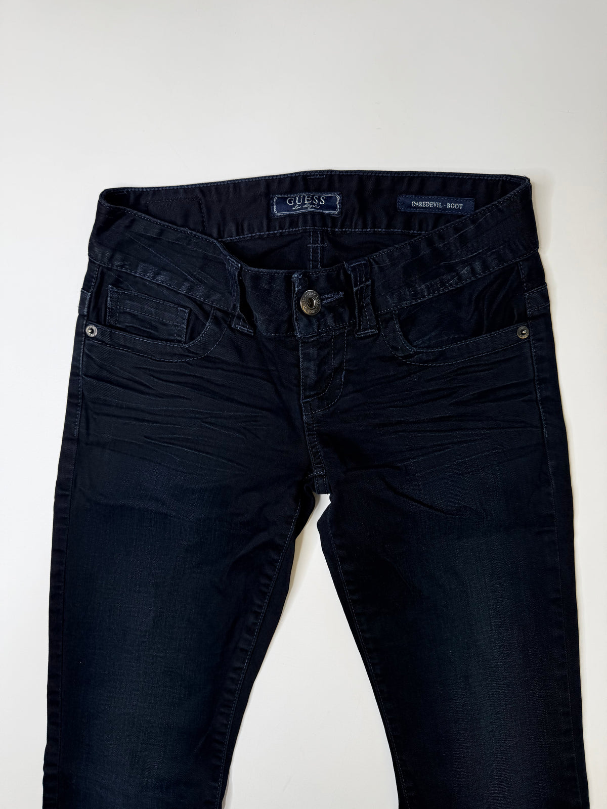 GUESS DAREDEVIL BOOT JEANS – BLACK (24)