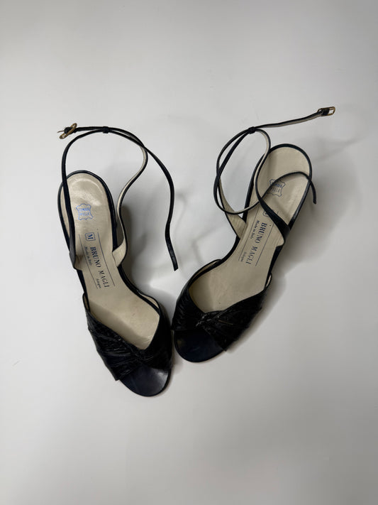 BRUNO MAGLI SNAKE-TRIM SLINGBACK LEATHER HEELS BLACK (38.5)