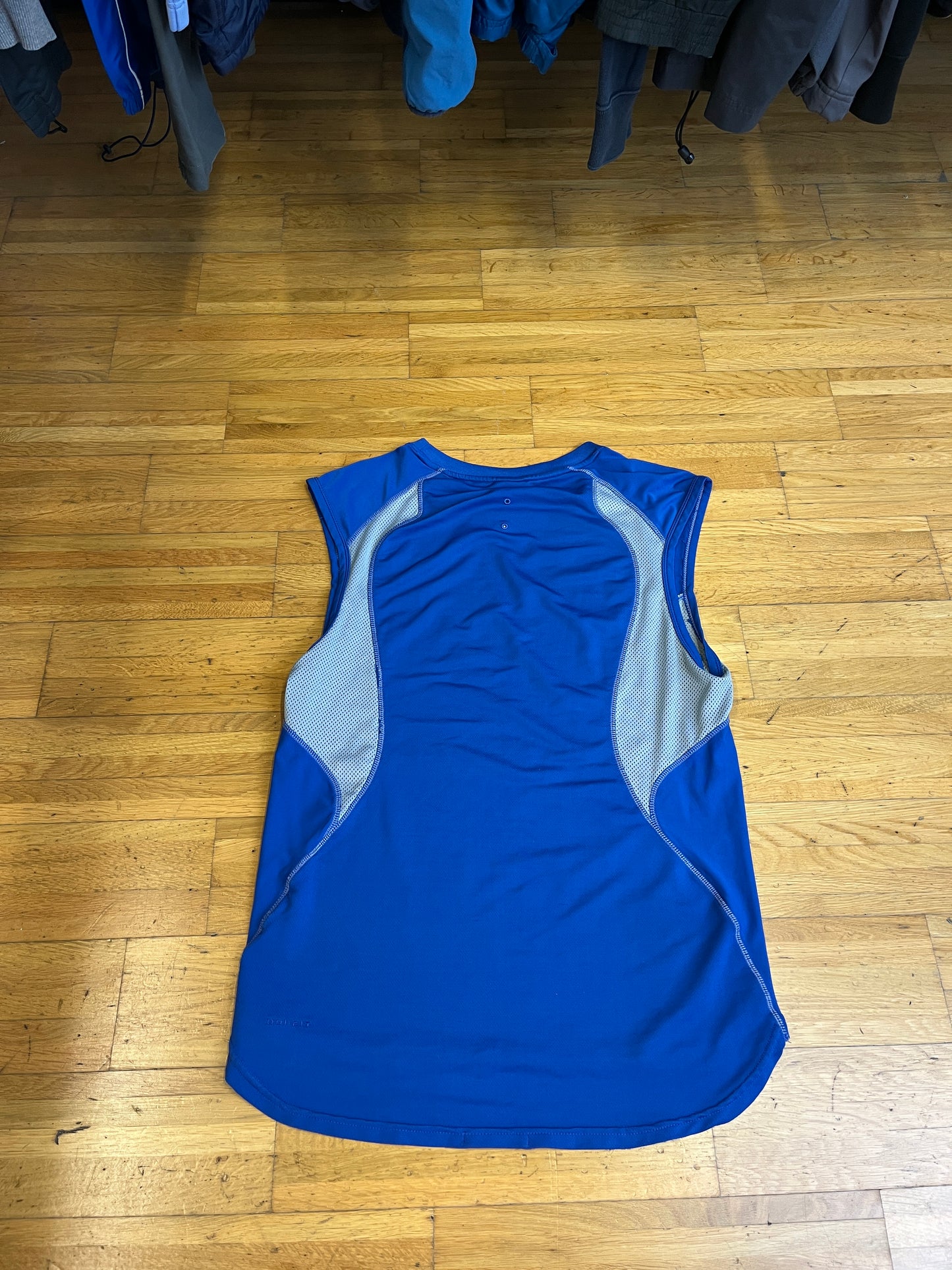 NIKE TANK TOP 2000s (M)