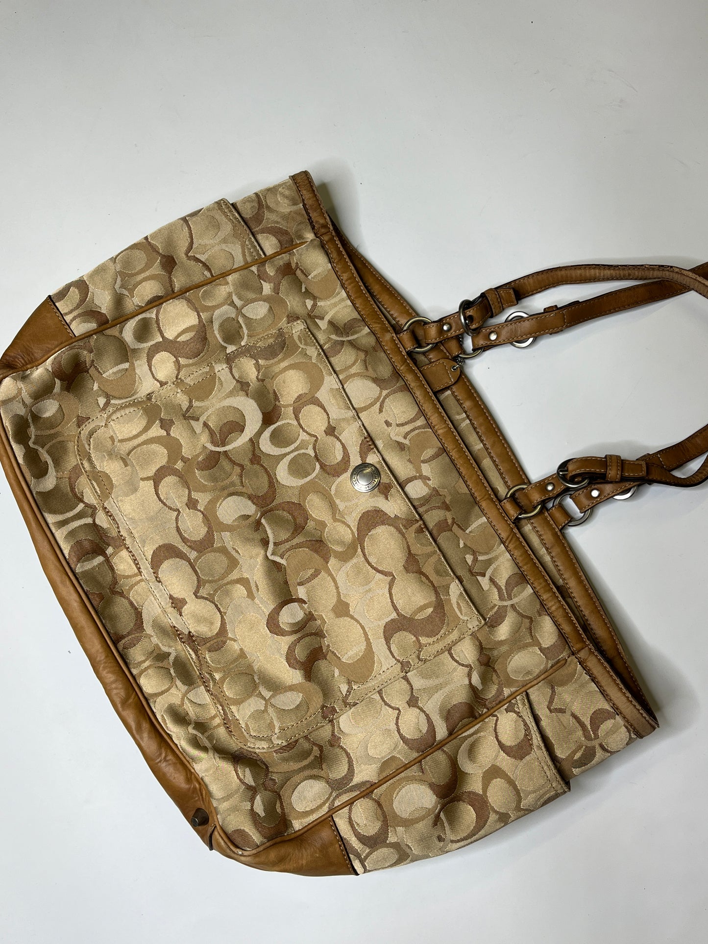 COACH MONOGRAM PURSE LEATHER