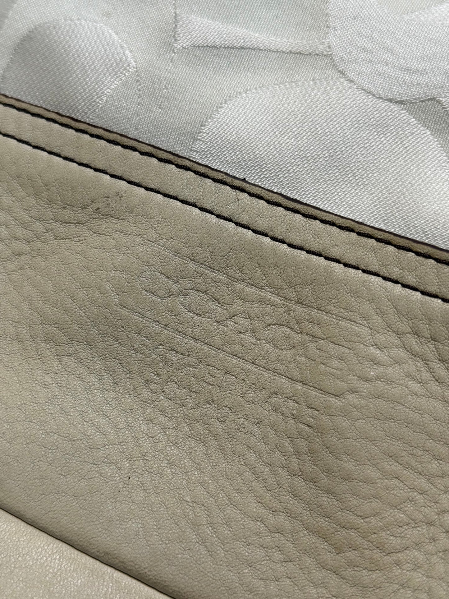 COACH VINTAGE SIGNATURE CANVAS HOBO BAG