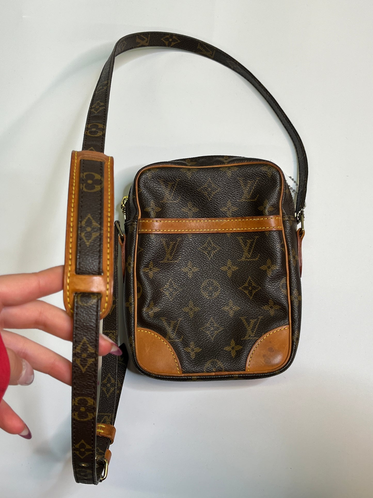 LOUIS VUITTON PURSE