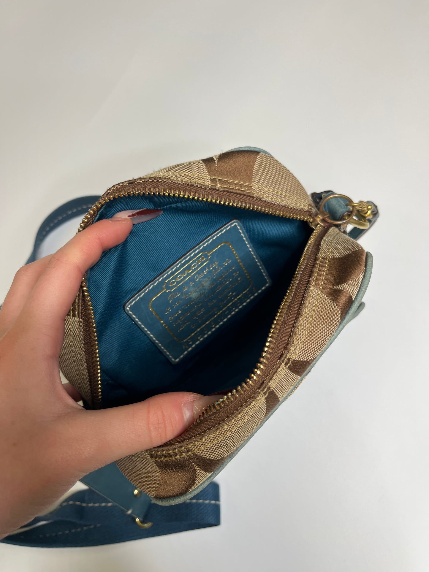 COACH SLINGBAG