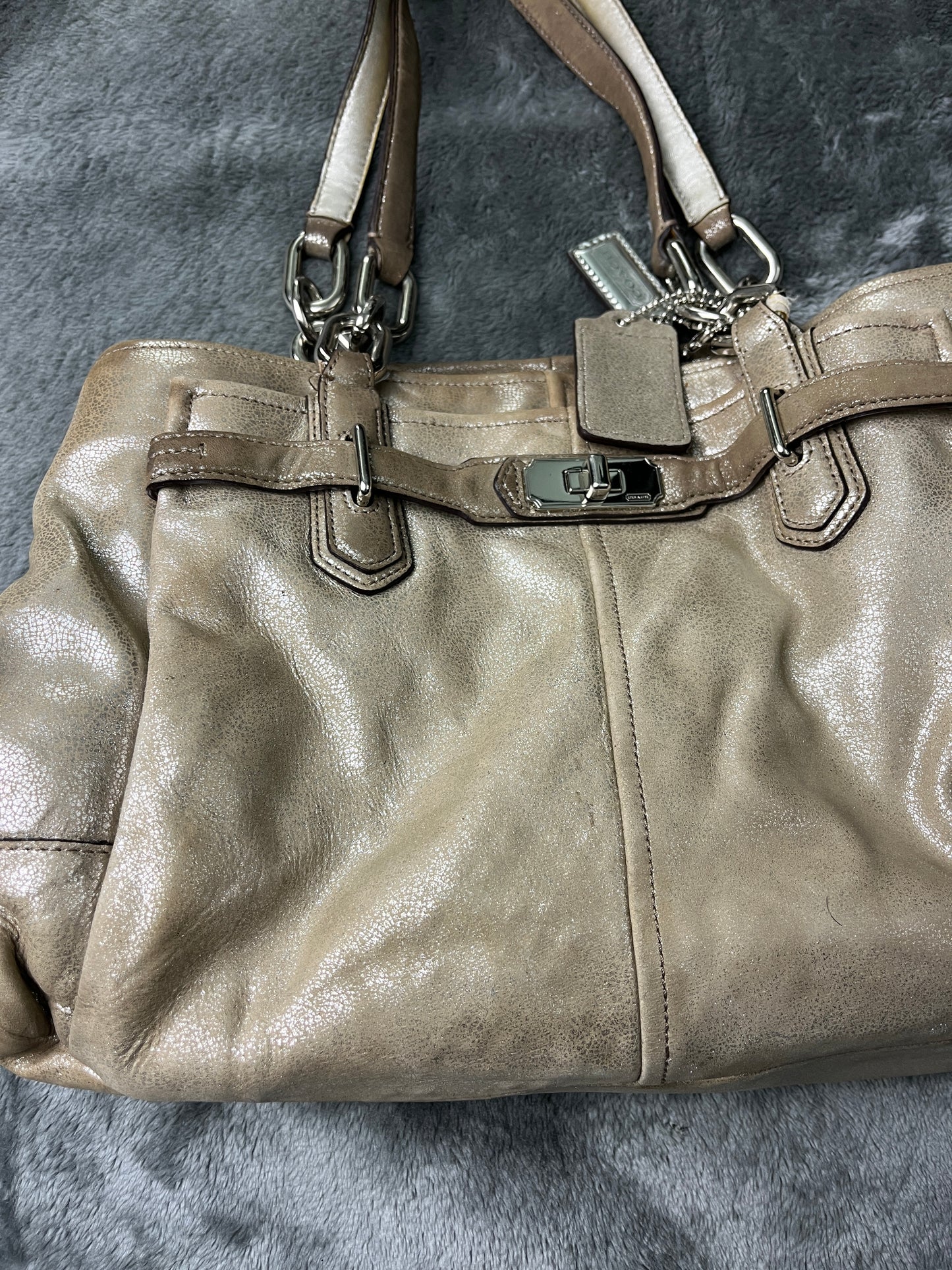 COACH BAG PEARL