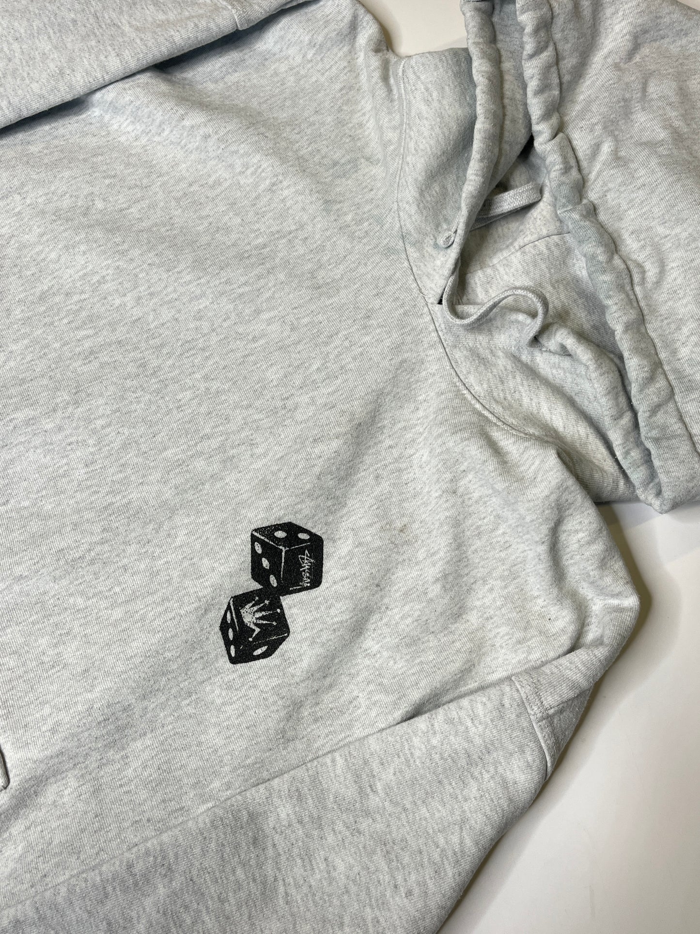STÜSSY HOODIE (L)