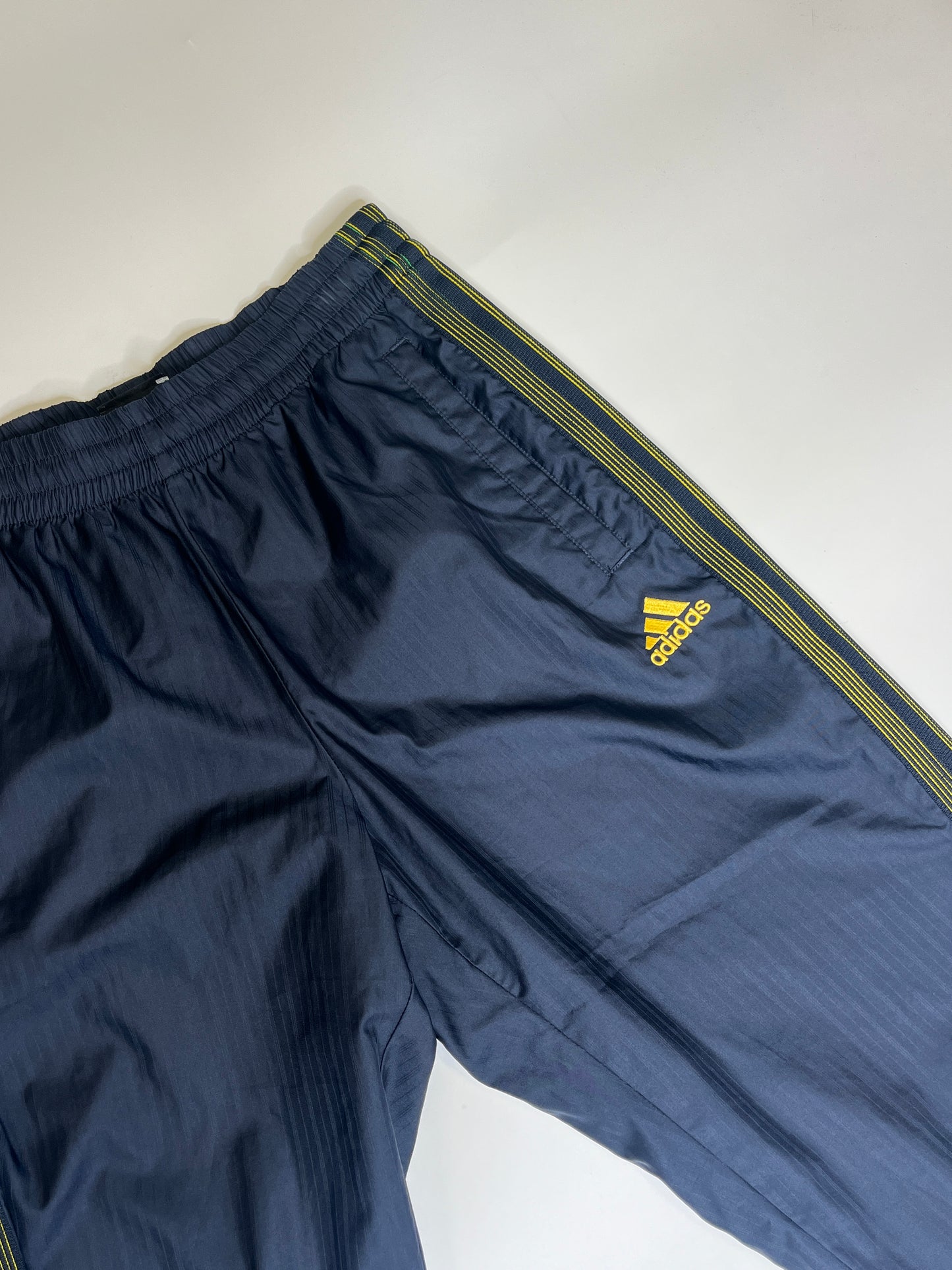 ADIDAS 2000s PANTS  (M)