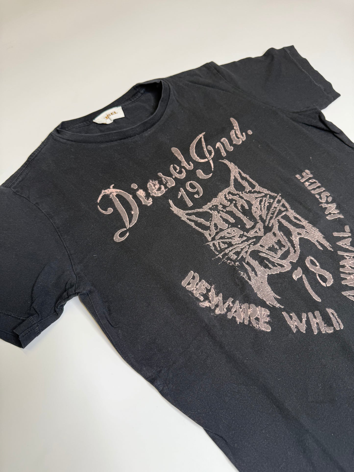 VINTAGE BLACK DIESEL SHIRT (-M)
