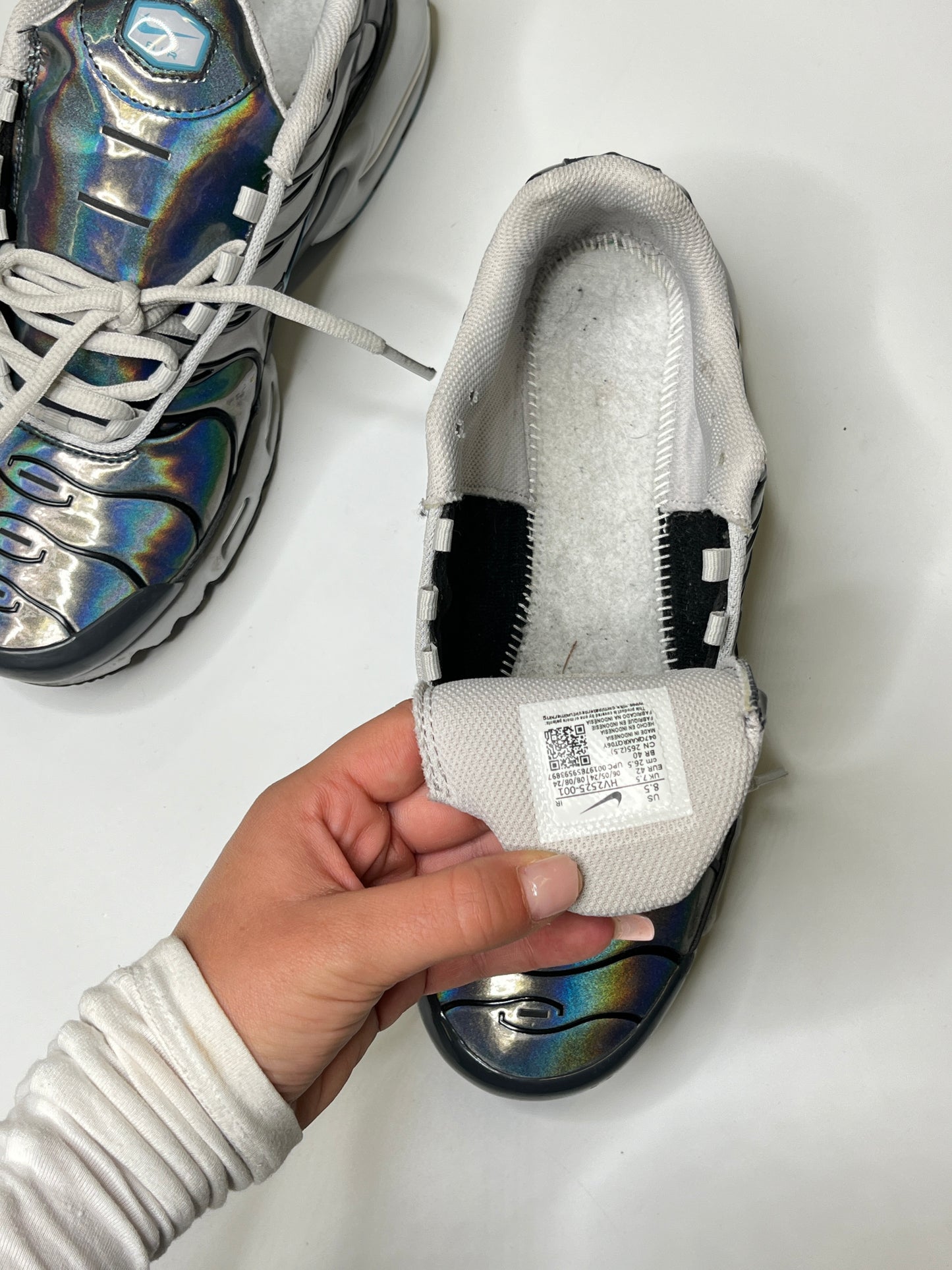 RARE NIKE TN "OG VOLTAGE P" (42)