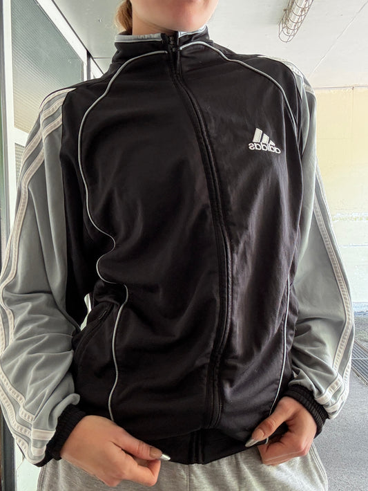VINTAGE 2000s BLACK ADIDAS ZIPPER (~M)