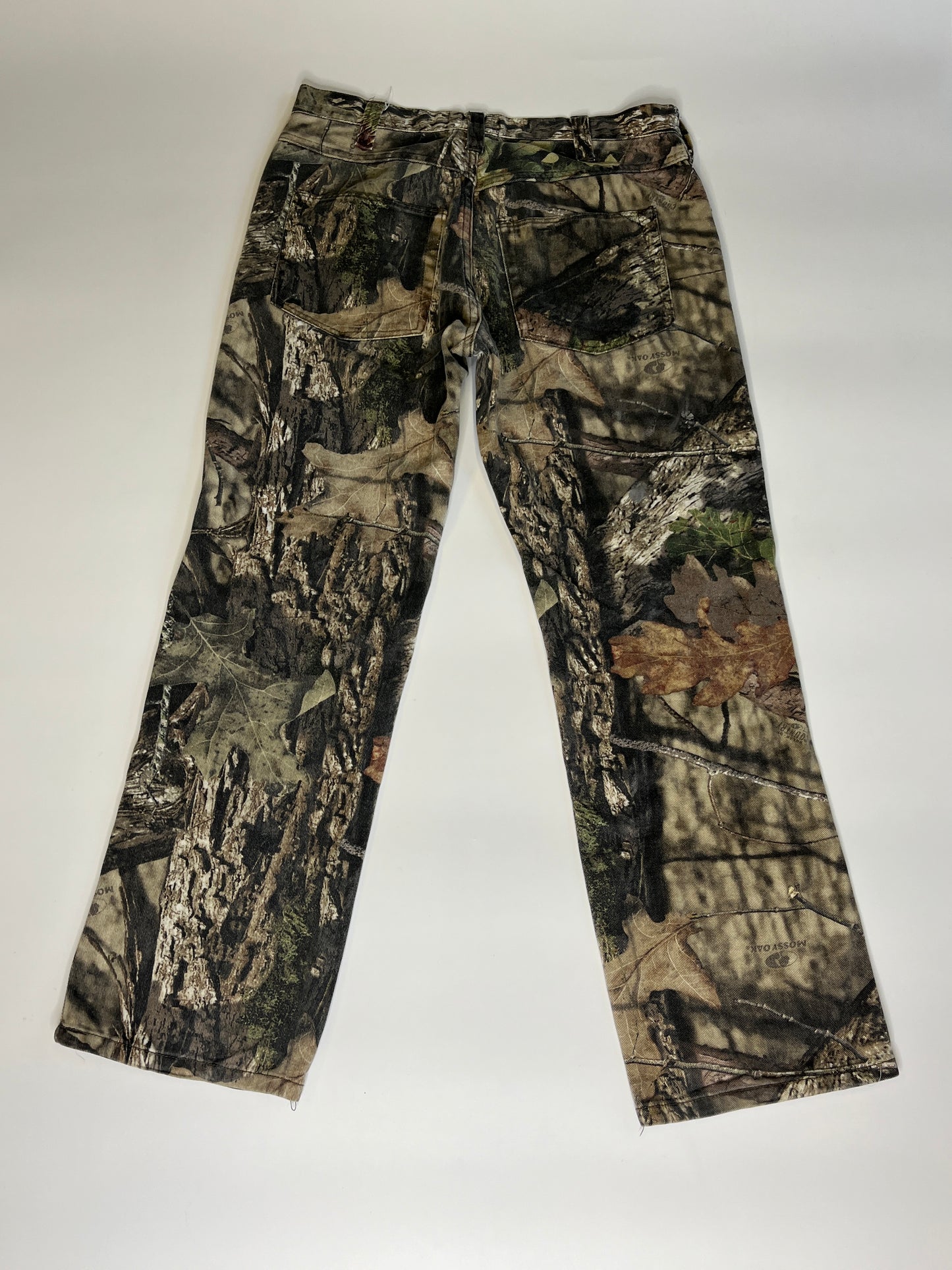 MOSSY OAK CAMO JEANS (W34 L32)