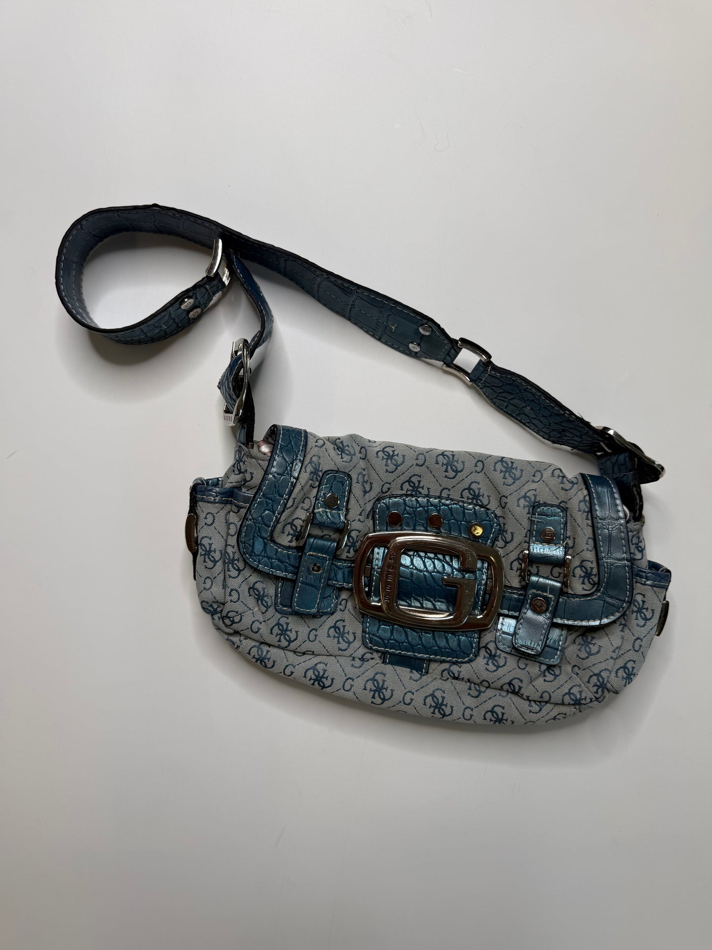 GUESS VINTAGE Y2K CROC-TRIM SHOULDER BAG