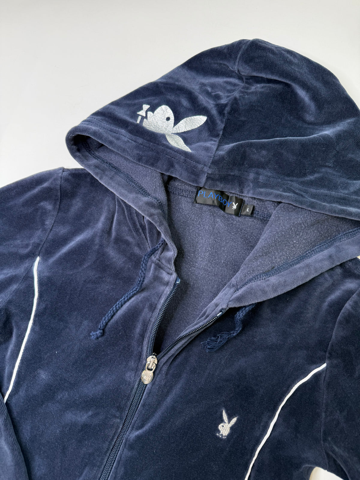 PLAYBOY LOGO BAND VELOUR HOODIE NAVY (S)