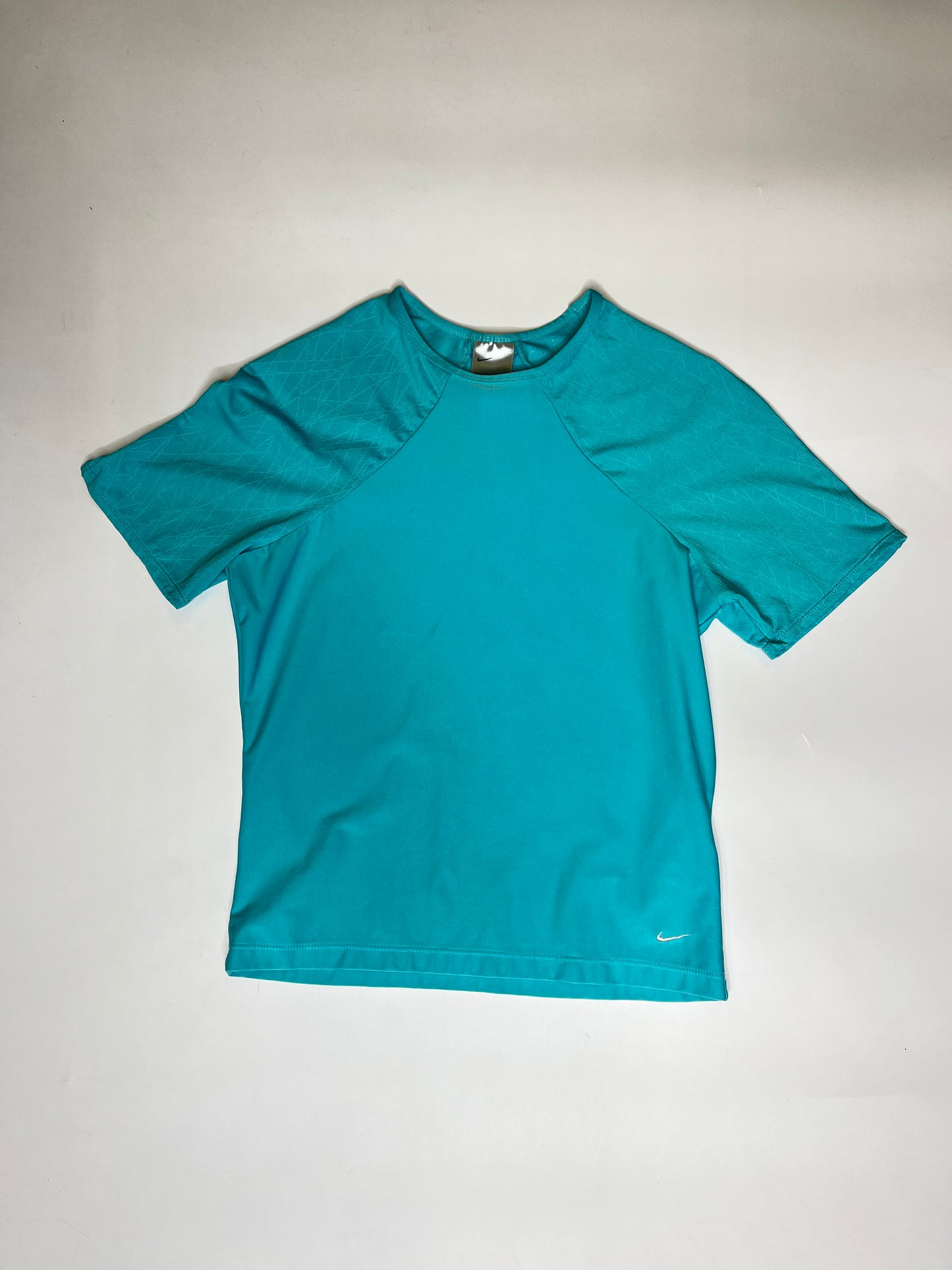 NIKE 2000S SHIRT (~M)