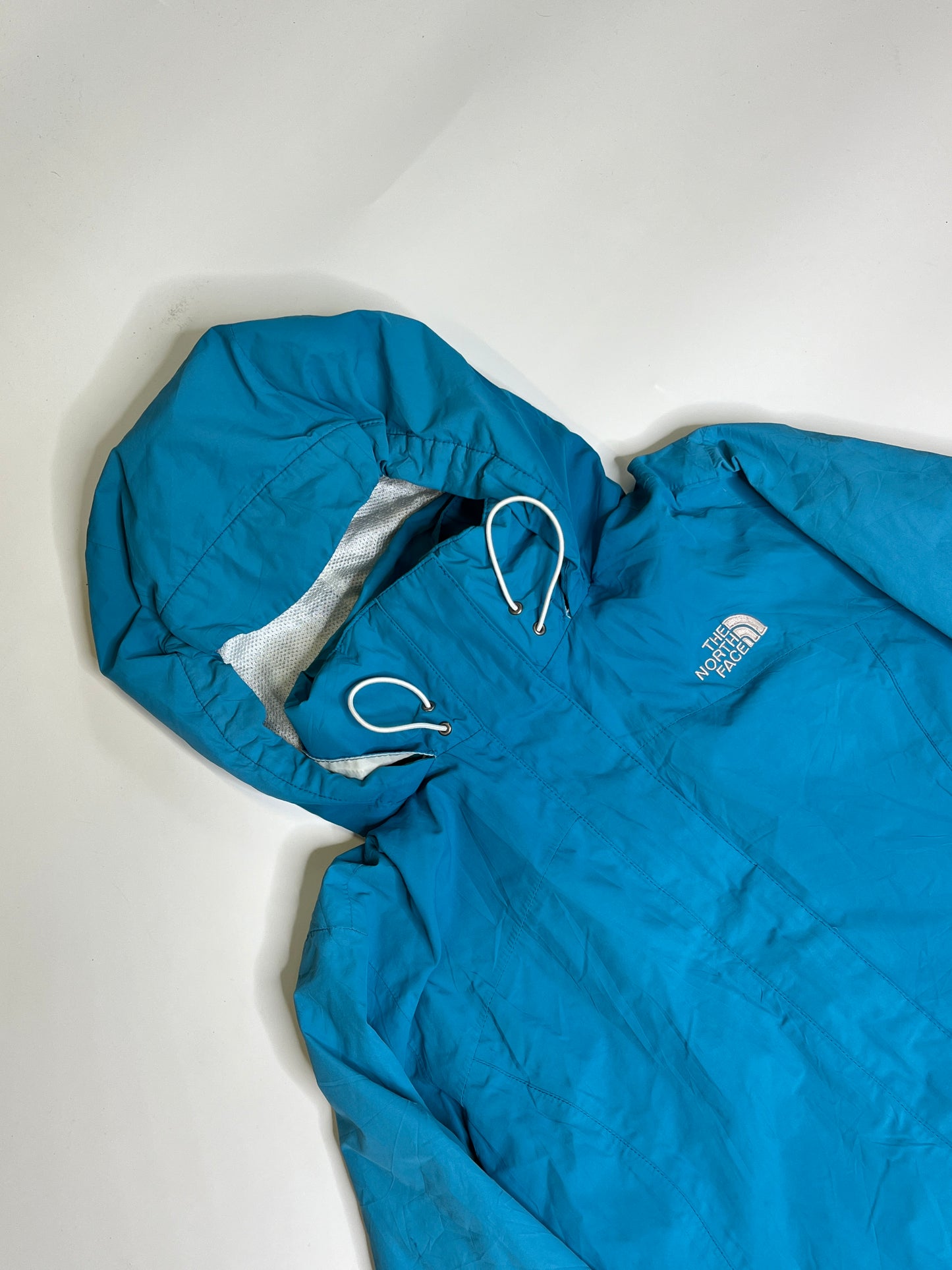 THE NORTH FACE RAIN JACKET (L)