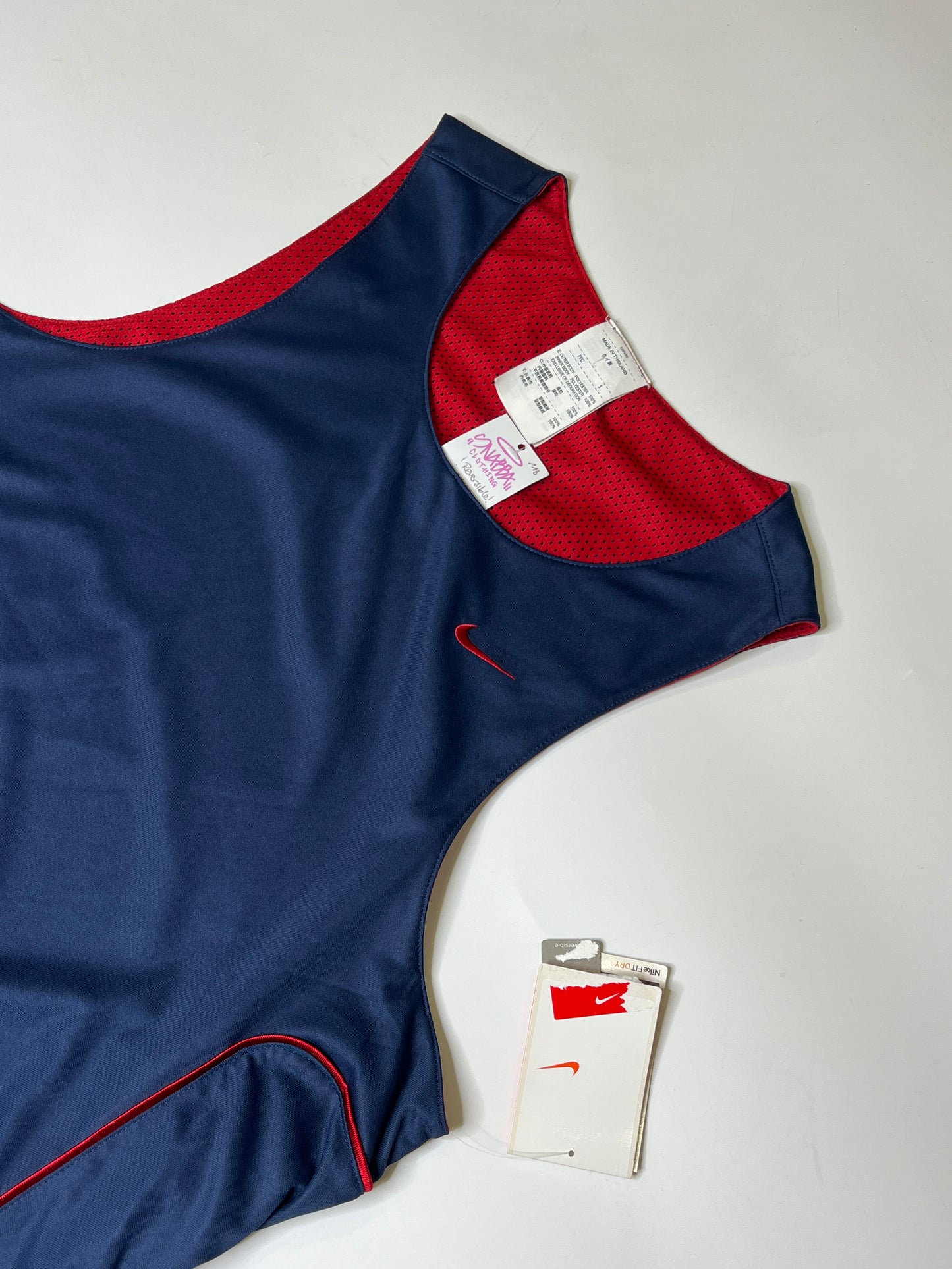 DEADSTOCK REVERSIBLE NIKE TANK TOP SHIRT WITH TAG(m.S)