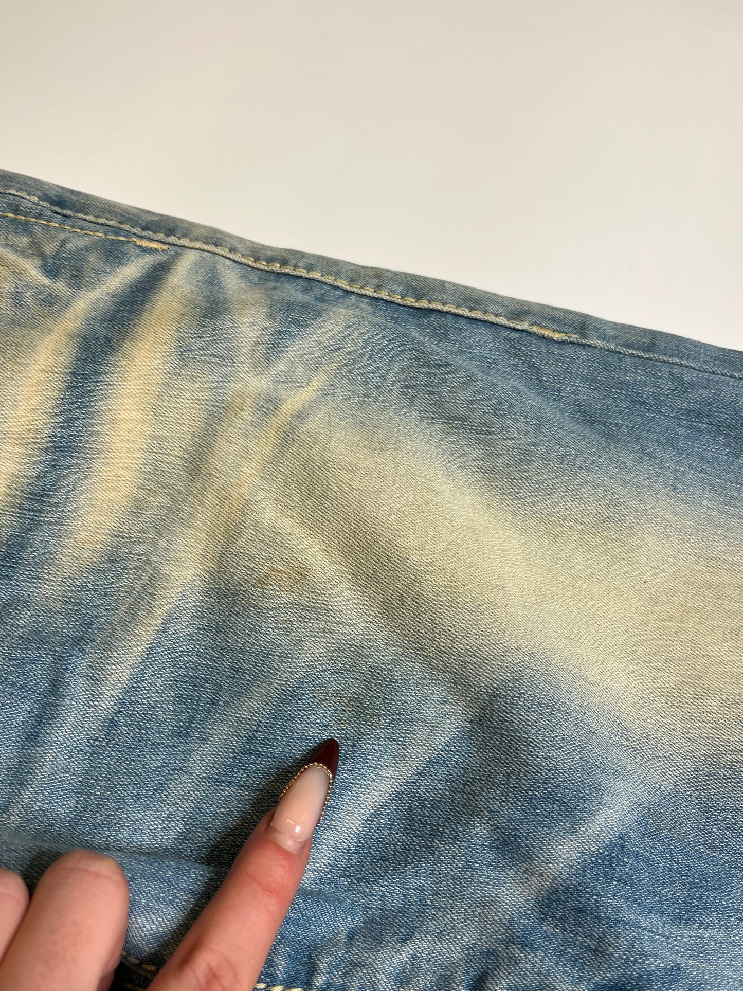 EVISU STRAIGHT LEG JEANS (29)