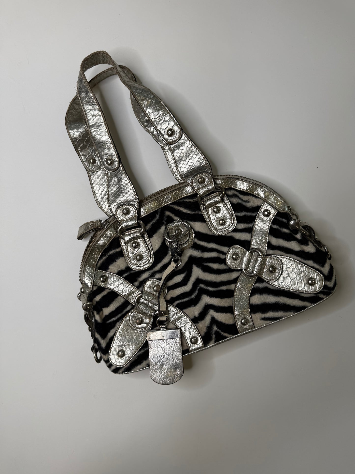 SPECIAL VINTAGE GUESS ZEBRA CALF HAIR BOWLER BAG (SILVER)