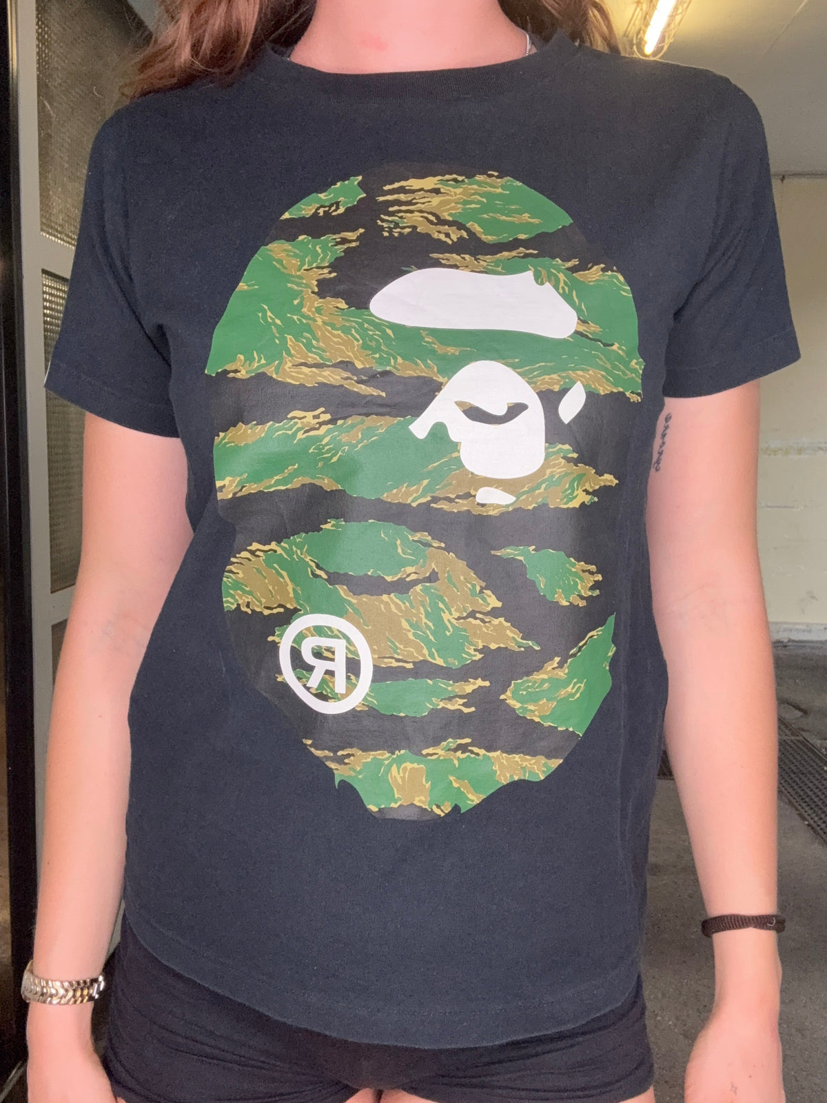BAPE LADIES COLLEGE LOGO TEE – TIGER CAMO (XS)