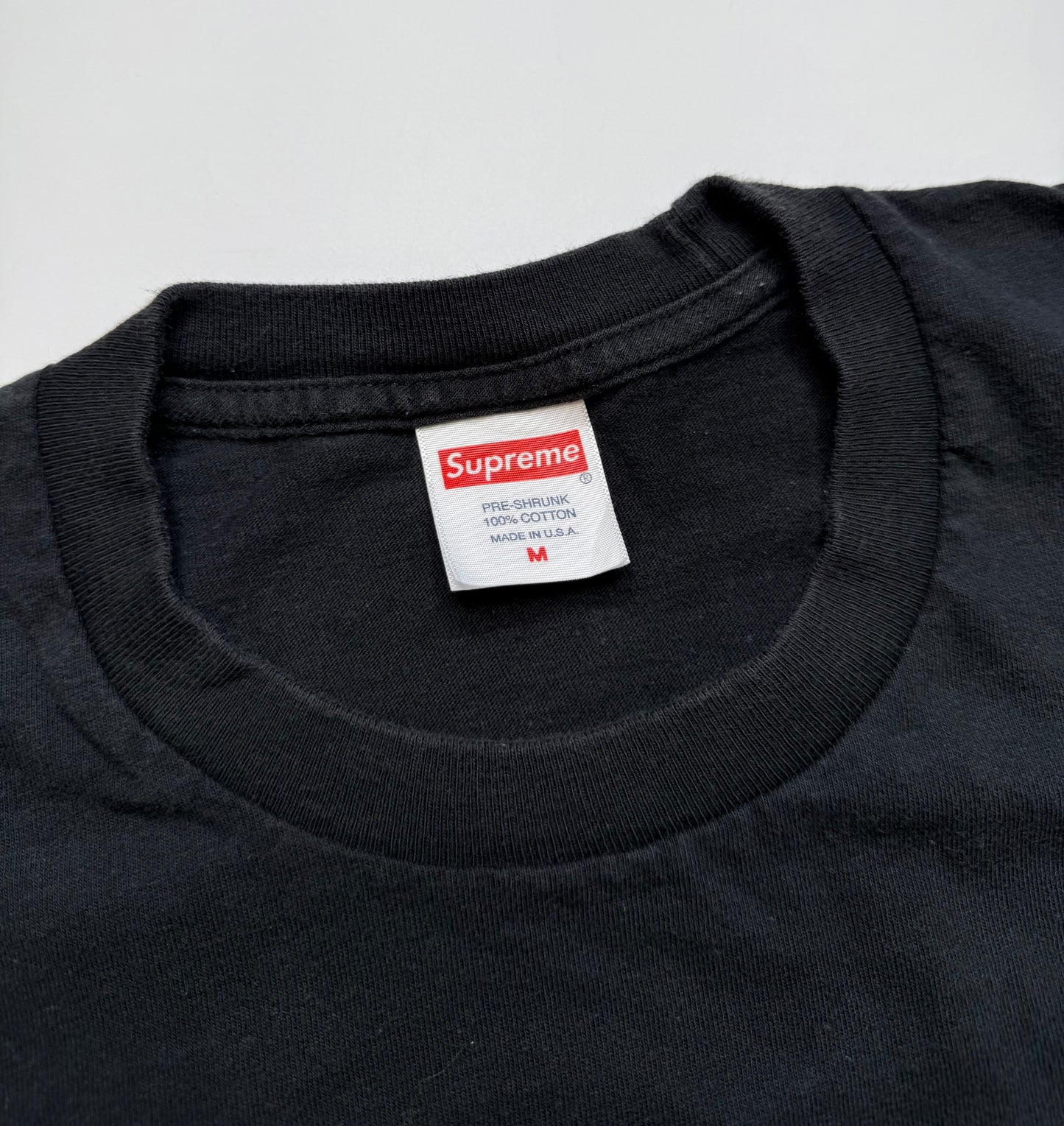 SUPREME PHOTO TEE – BLACK (M)