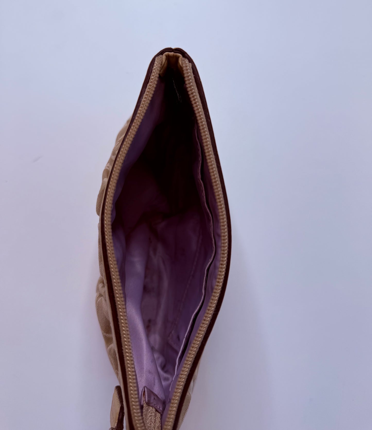 COACH VINTAGE PLEATED SIGNATURE WRISTLET/MAKEUP POUCH