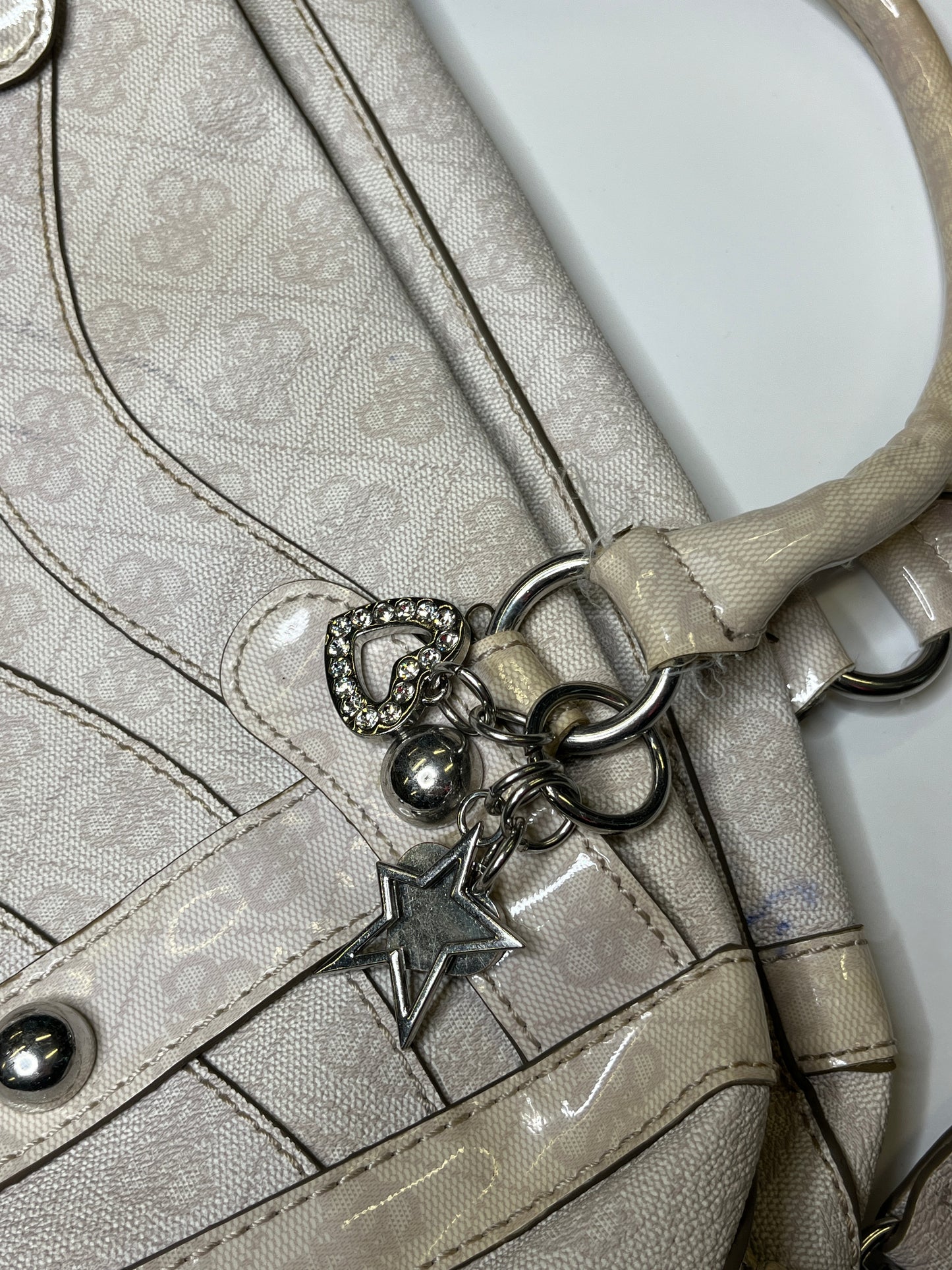 VINTAGE GUESS CROSSBODY PURSE