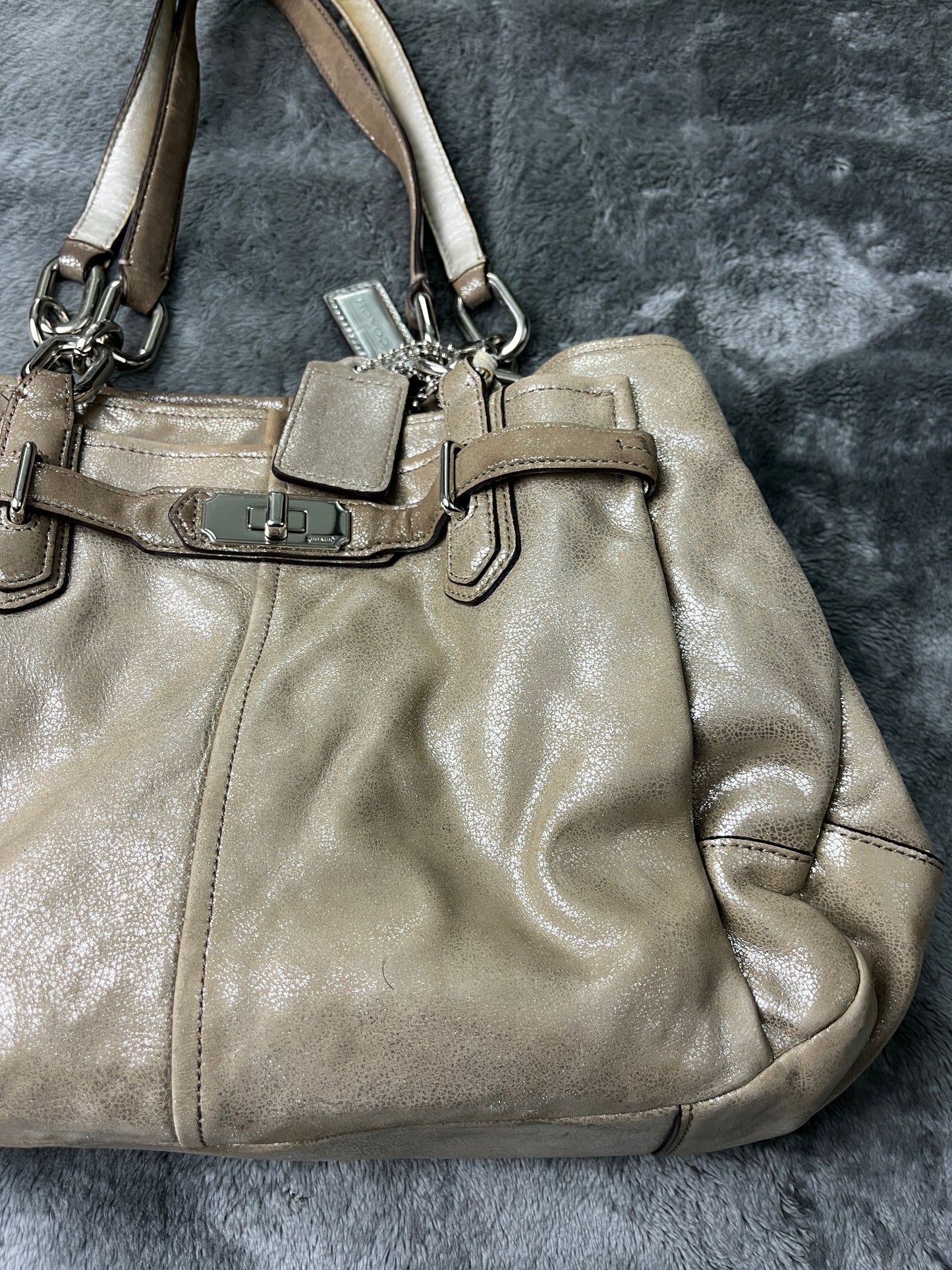 COACH BAG PEARL