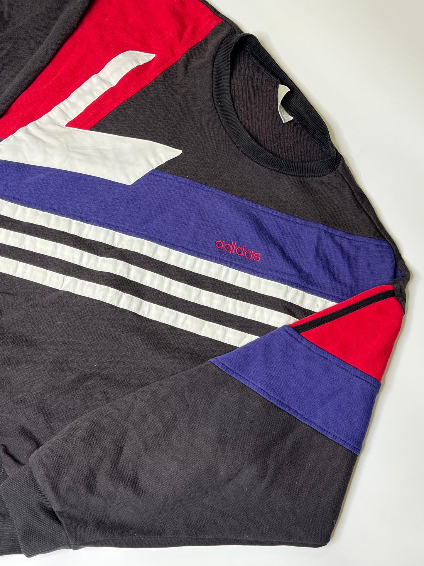 ADIDAS SWEATER (~M)