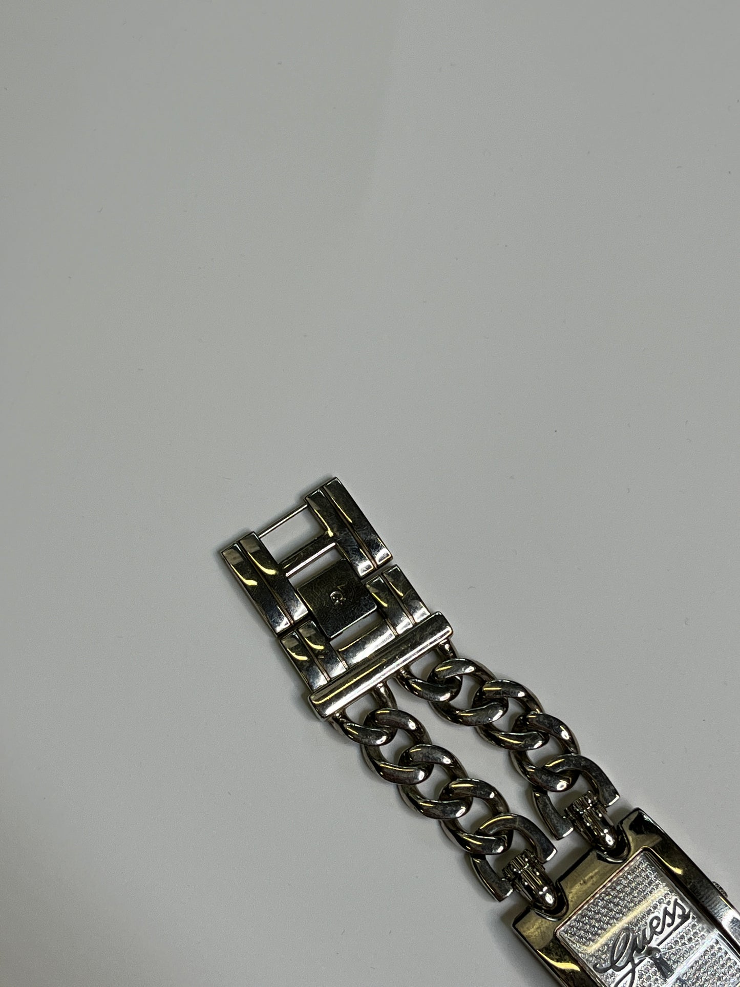 GUESS WATCH