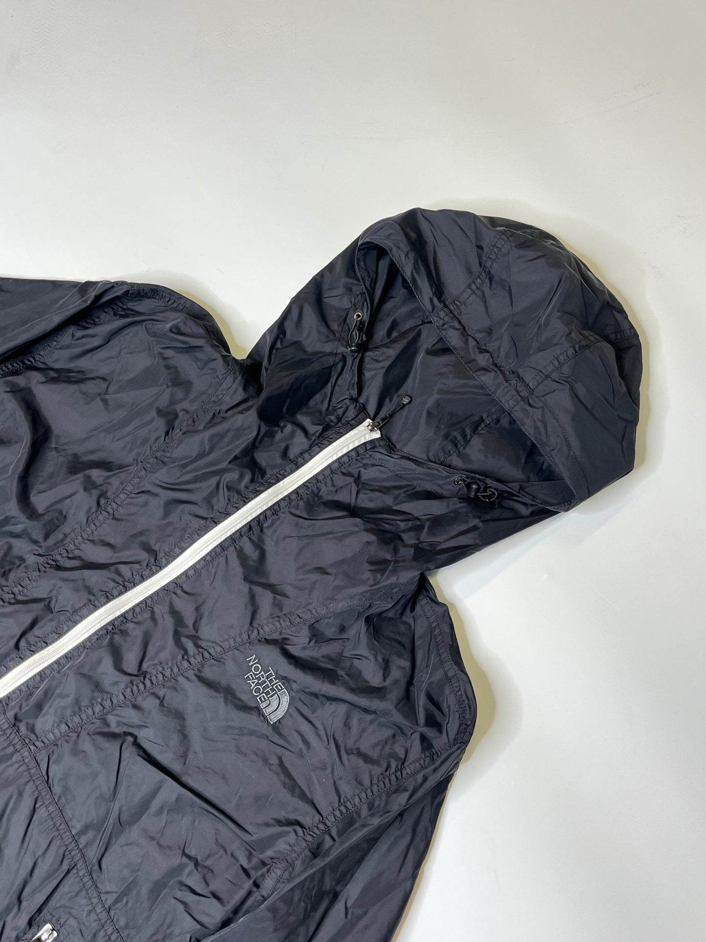 THE NORTH FACE RAIN JACKET (~M)