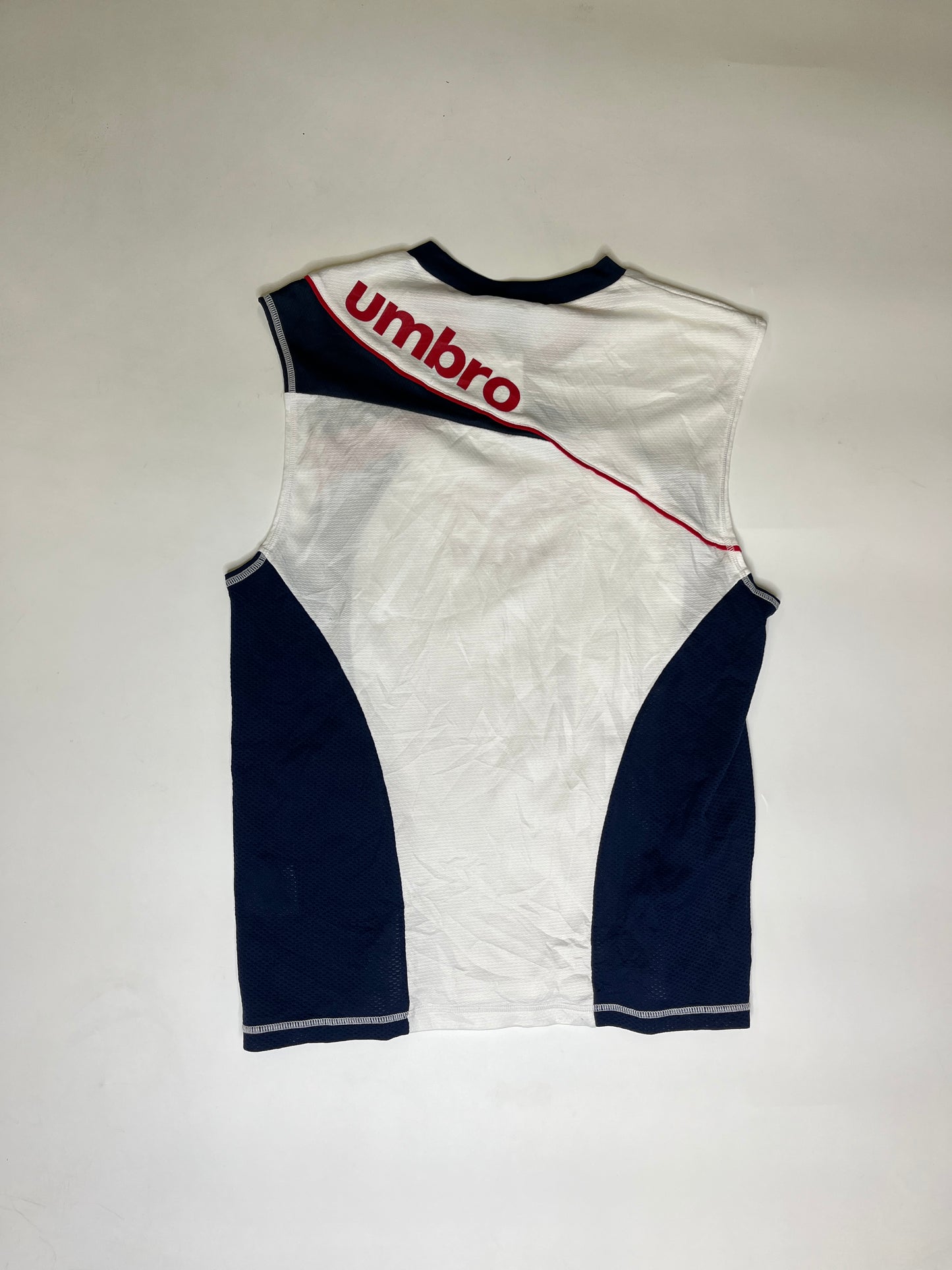 VINTAGE UMBRO TANK TOP (M)