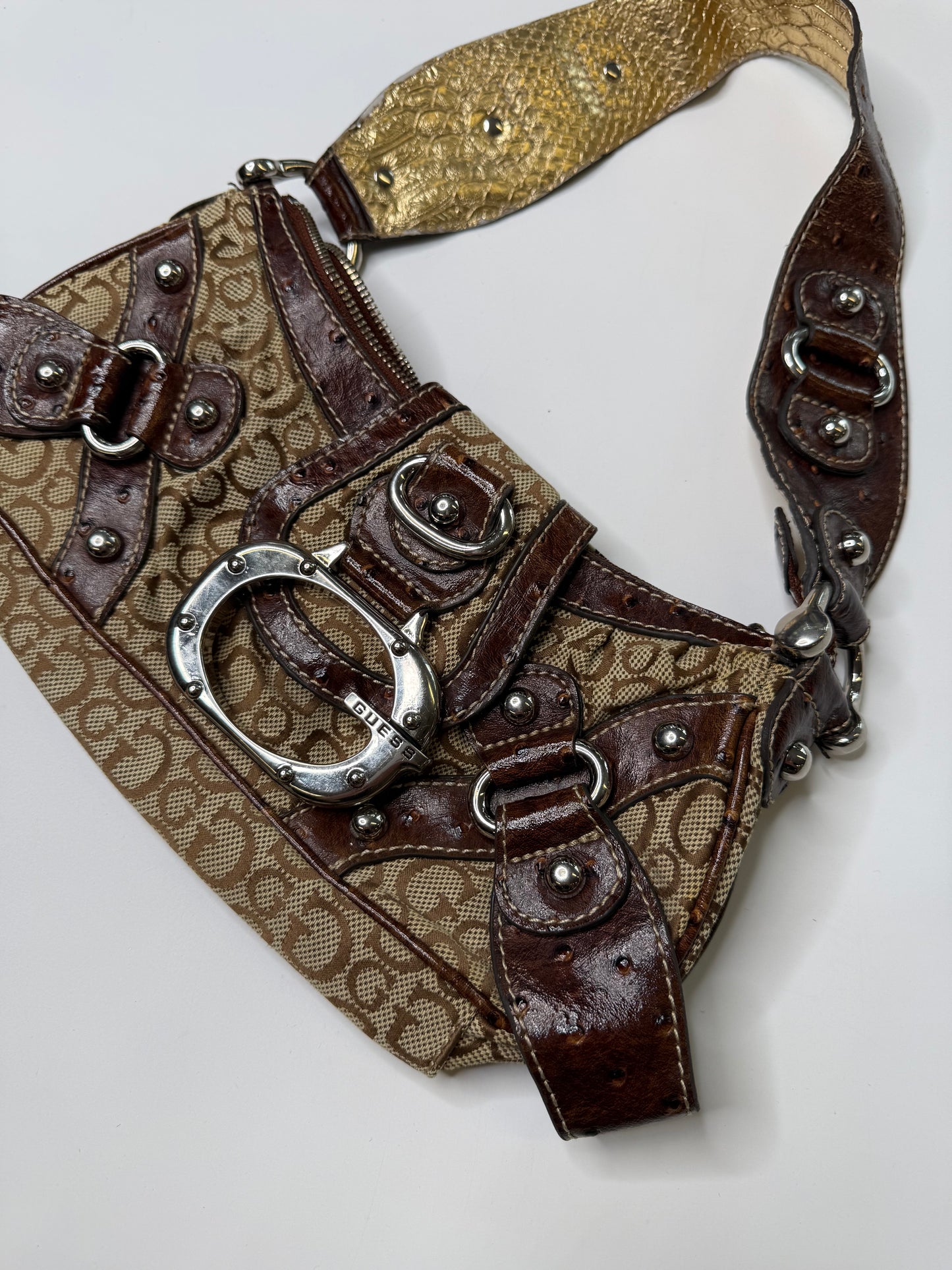 SPECIAL VINTAGE GUESS MONOGRAM SHOULDER BAG - OSTRICH TRIM (TAN)