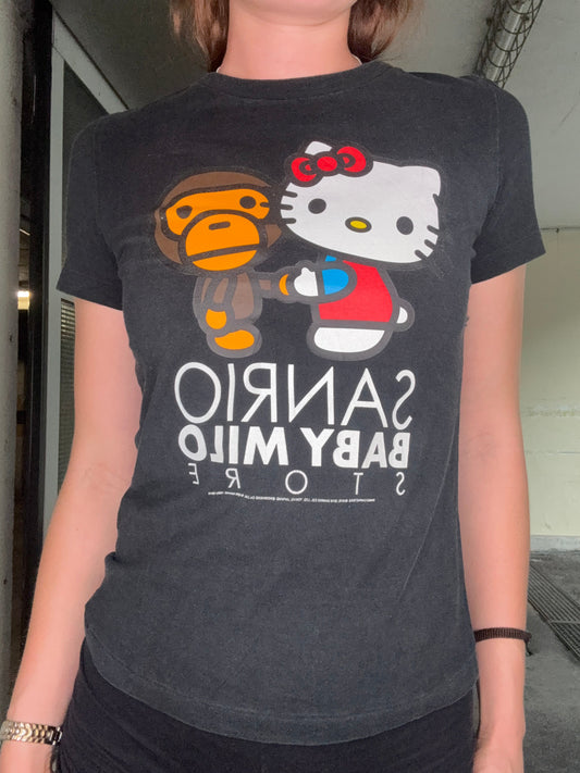 BAPE X SANRIO BABY MILO STORE TEE – BLACK (XS)