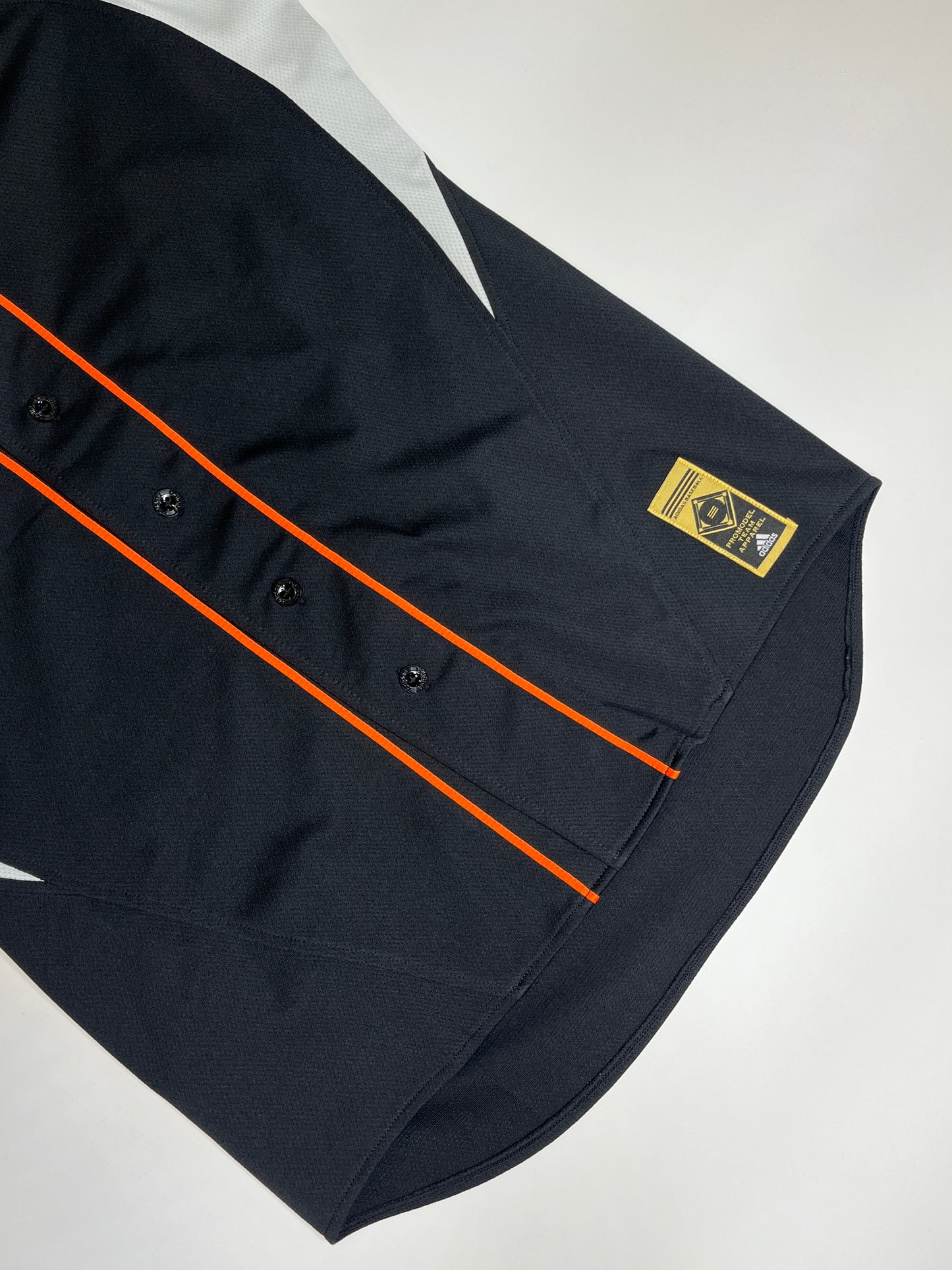 ADIDAS SHIRT 2000s (M-L)