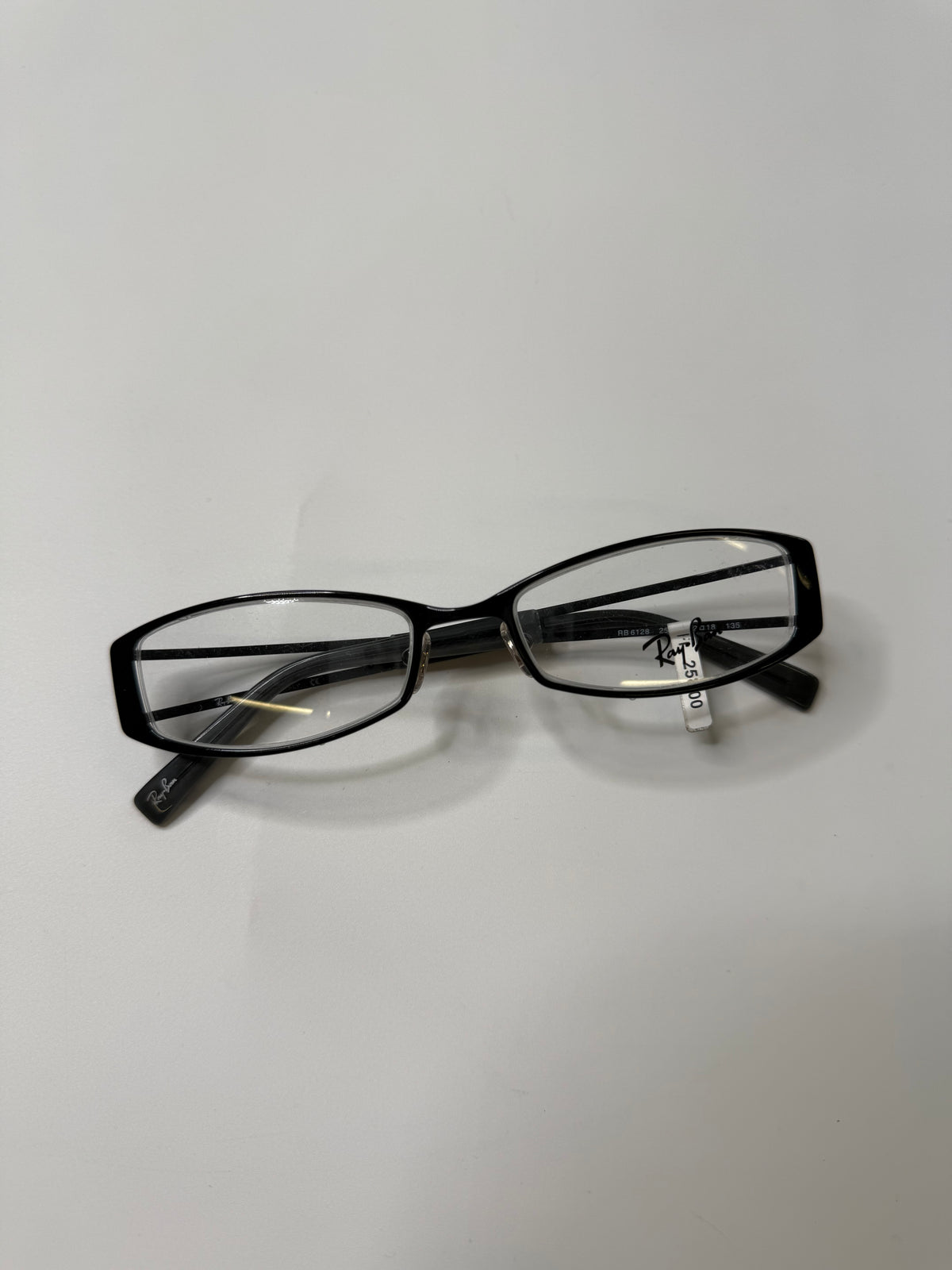 RAY-BAN VINTAGE BLACK RECTANGULAR EYEGLASSES
