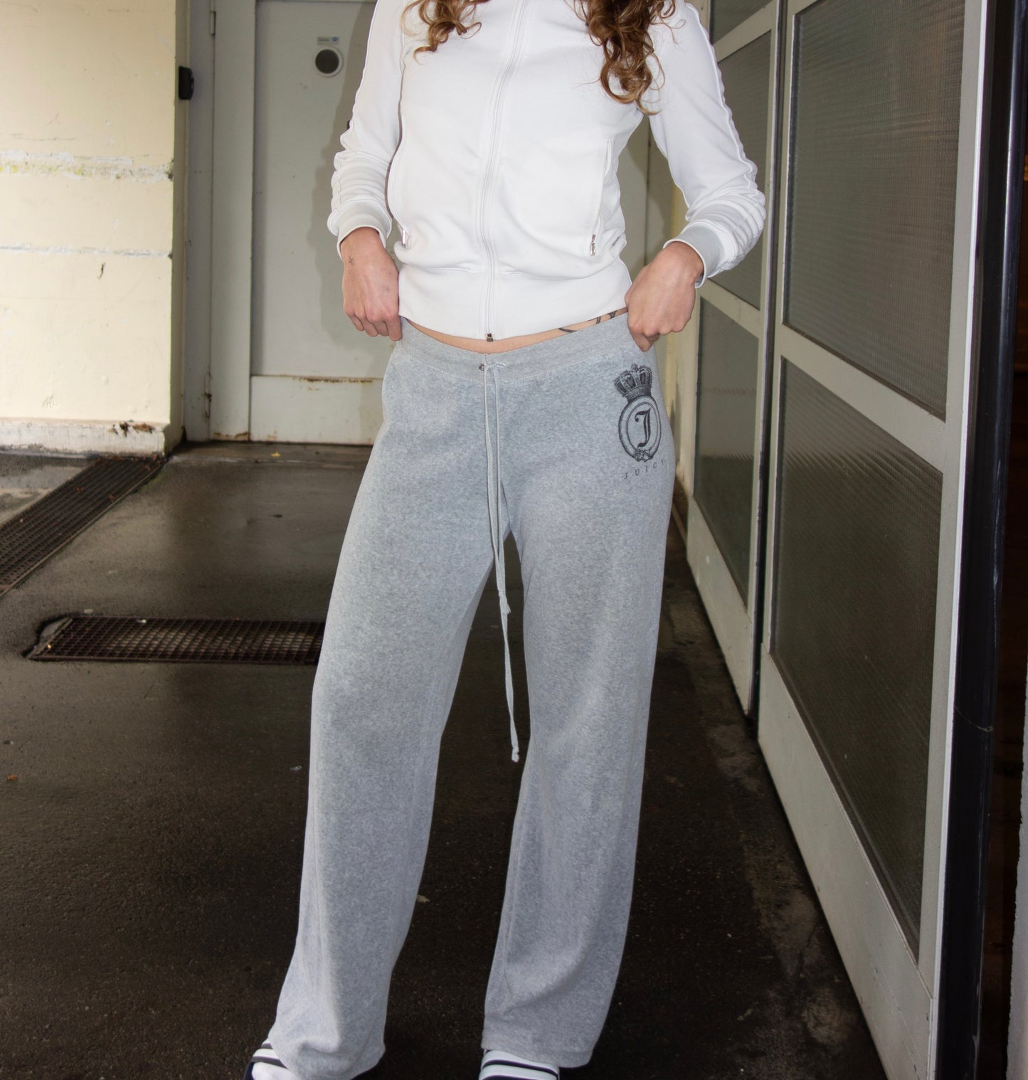 JUICY COUTURE PANTS (L)