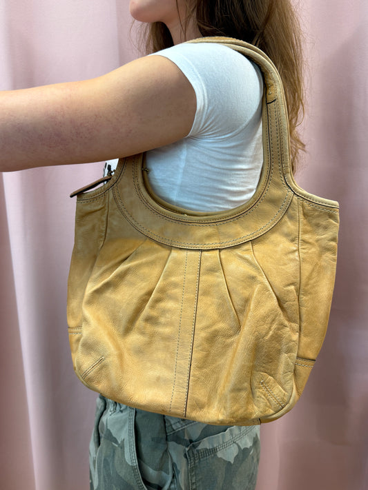 BROWN LEATHER COACH PURSE