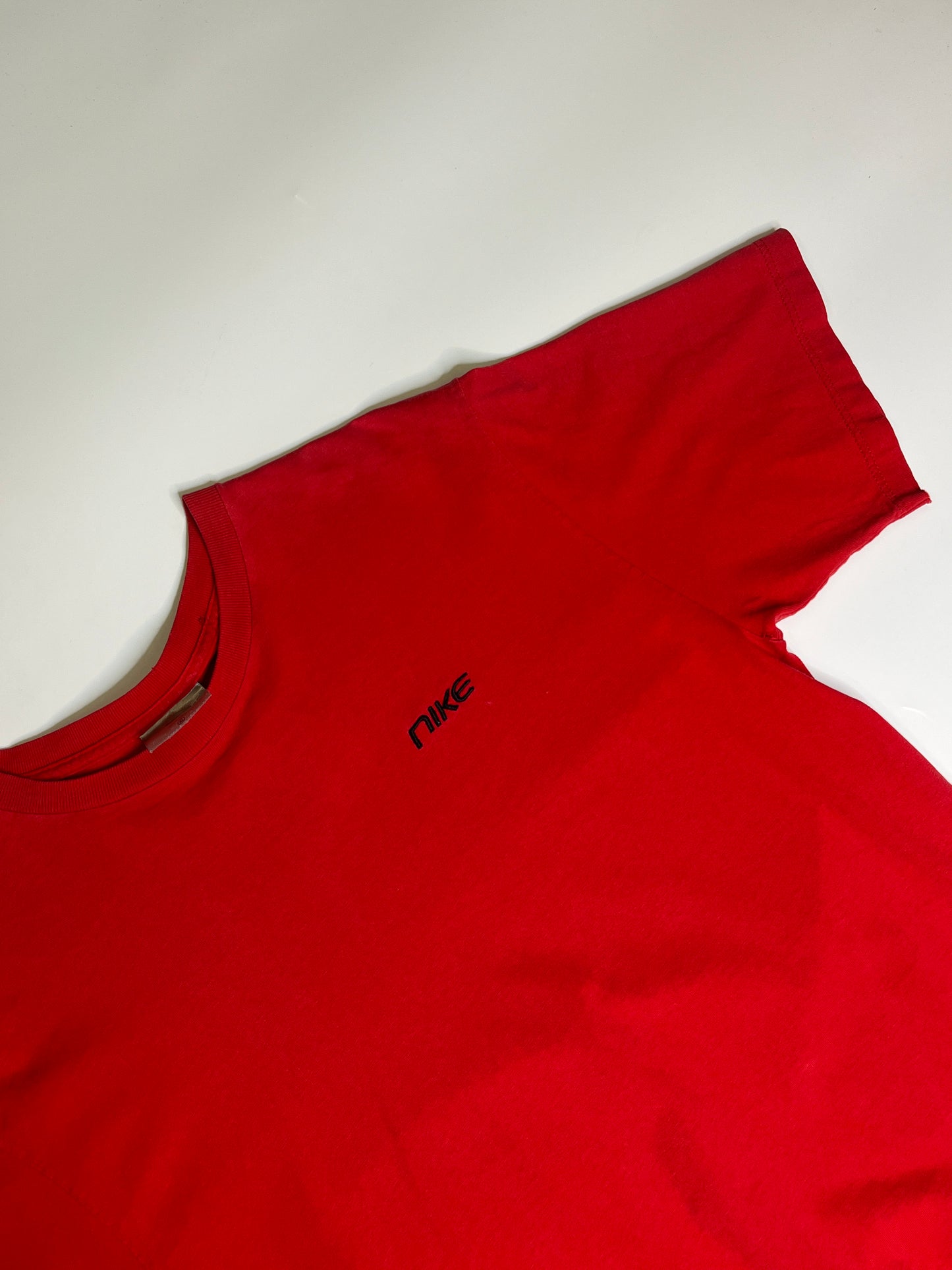 NIKE 2000s T-SHIRT (M-L)