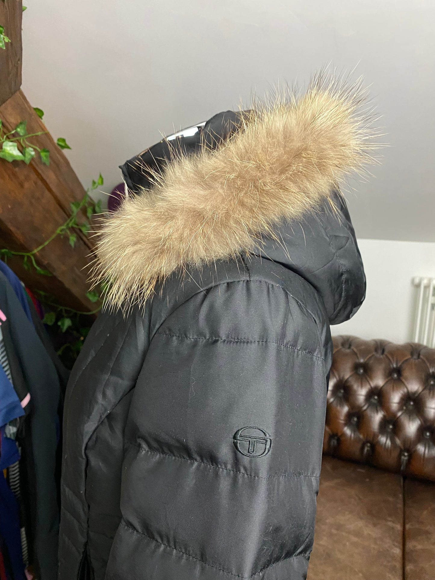 SERGIO TACCHINI PUFFER COAT REAL FUR (S-M)