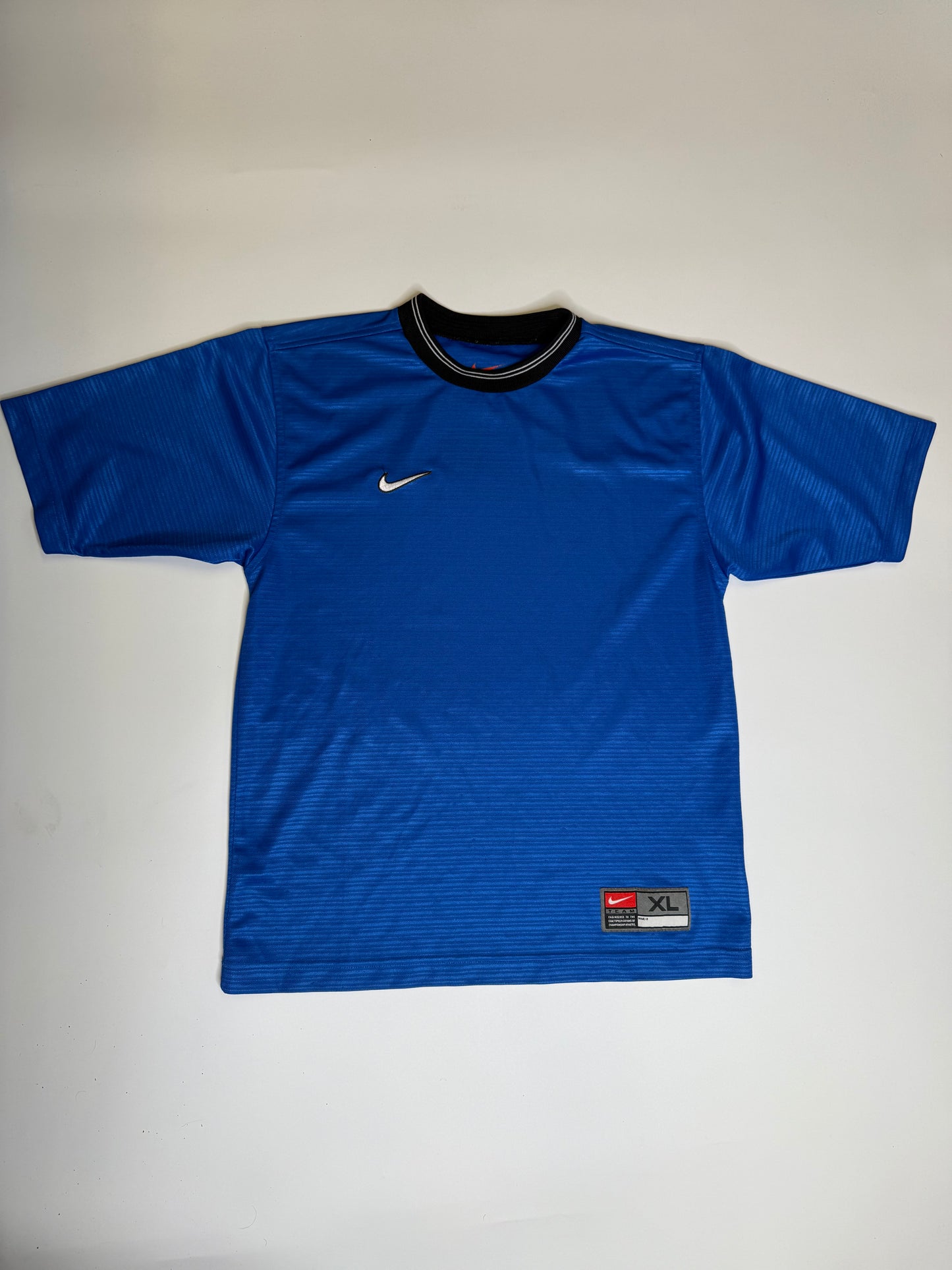 VINTAGE NIKE "TEAM" SHIRT (L/XL)
