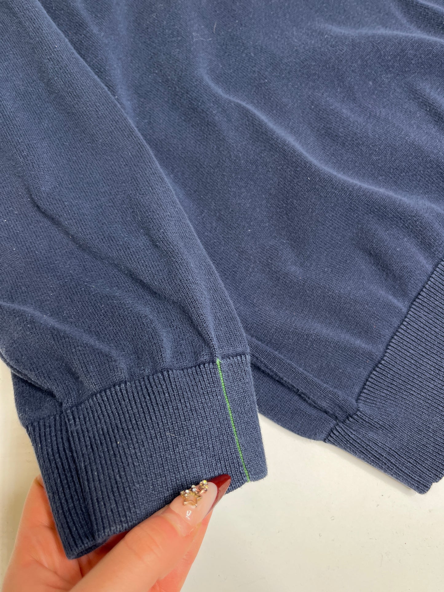 LACOSTE SWEATER (XL)