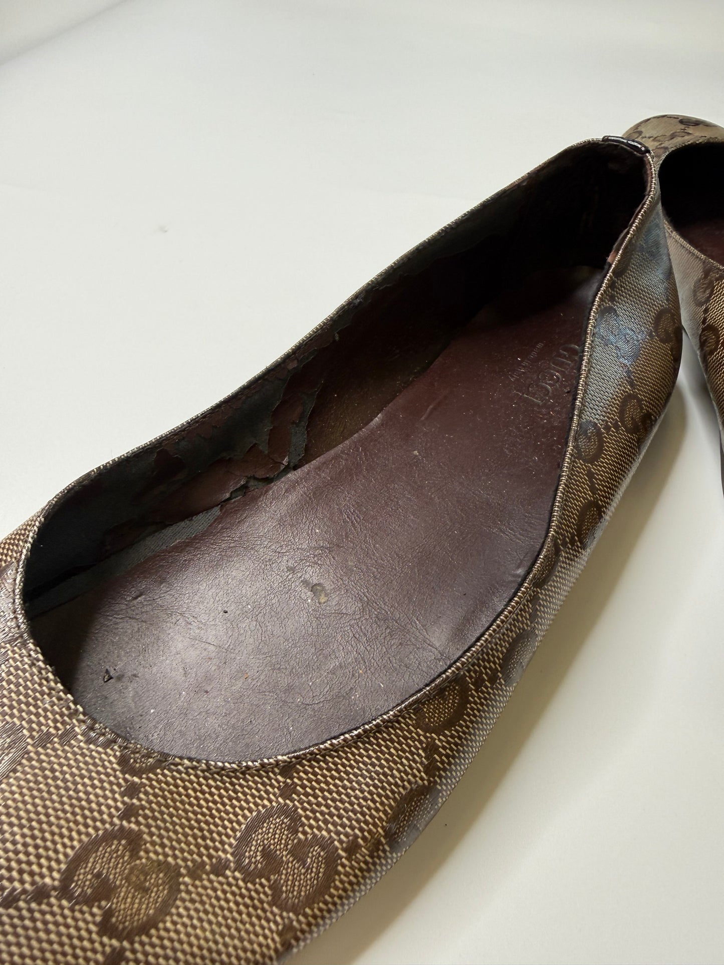 GUCCI VINTAGE GG CANVAS BALLET FLATS